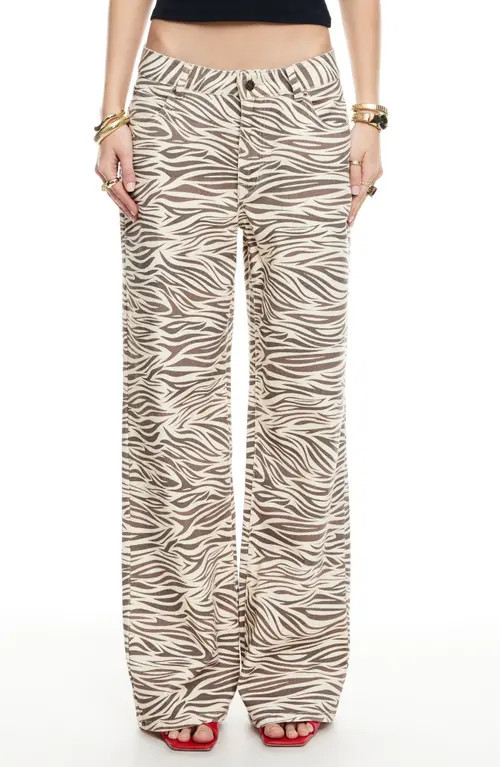 LIONESS Top Model Zebra Low Rise Wide Leg Jeans at Nordstrom, Size Large | Nordstrom