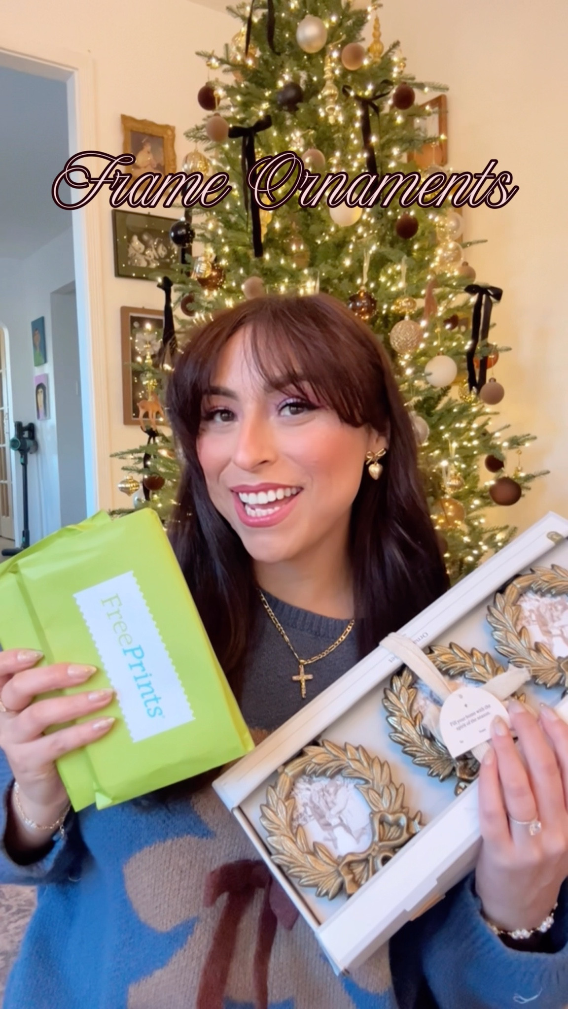 Personalizing my Christmas tree with these cute frame ornaments from target using photos I printed with @FreePrints 🤍
New U.S. customers get 10 free 4x6 prints + free shipping on their first order!🤩 #FreePrintYourWall #printmyphotos #freeprintspartner

#LTKSeasonal #LTKHome #LTKHoliday