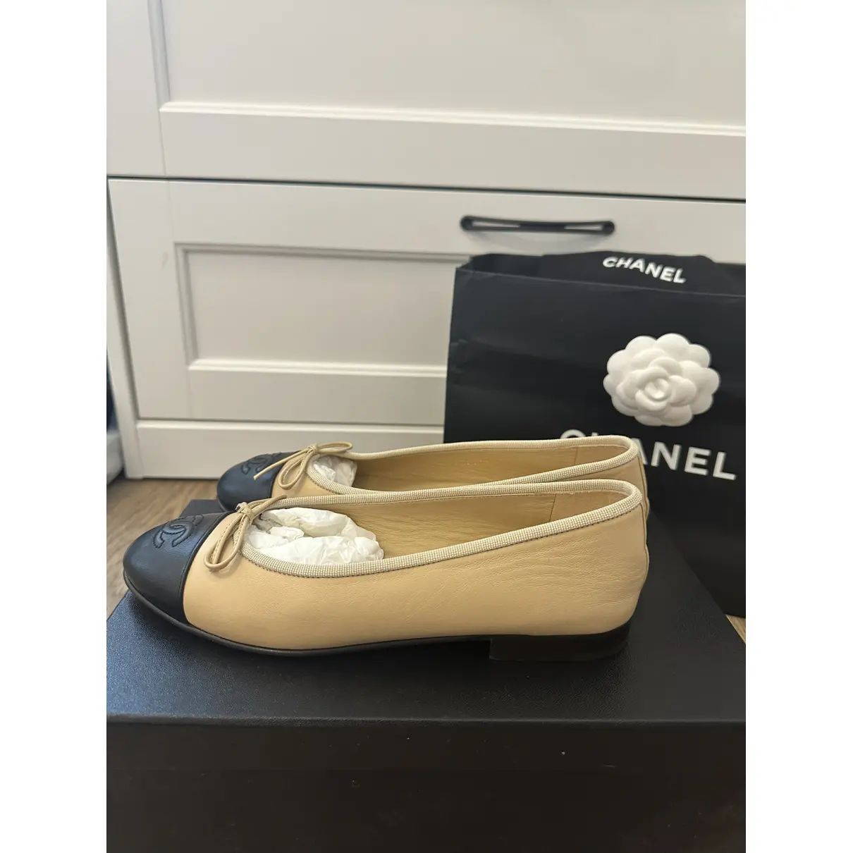 Cambon leather ballet flats Chanel Beige size 37 EU in Leather - 40168325 | Vestiaire Collective (Global)