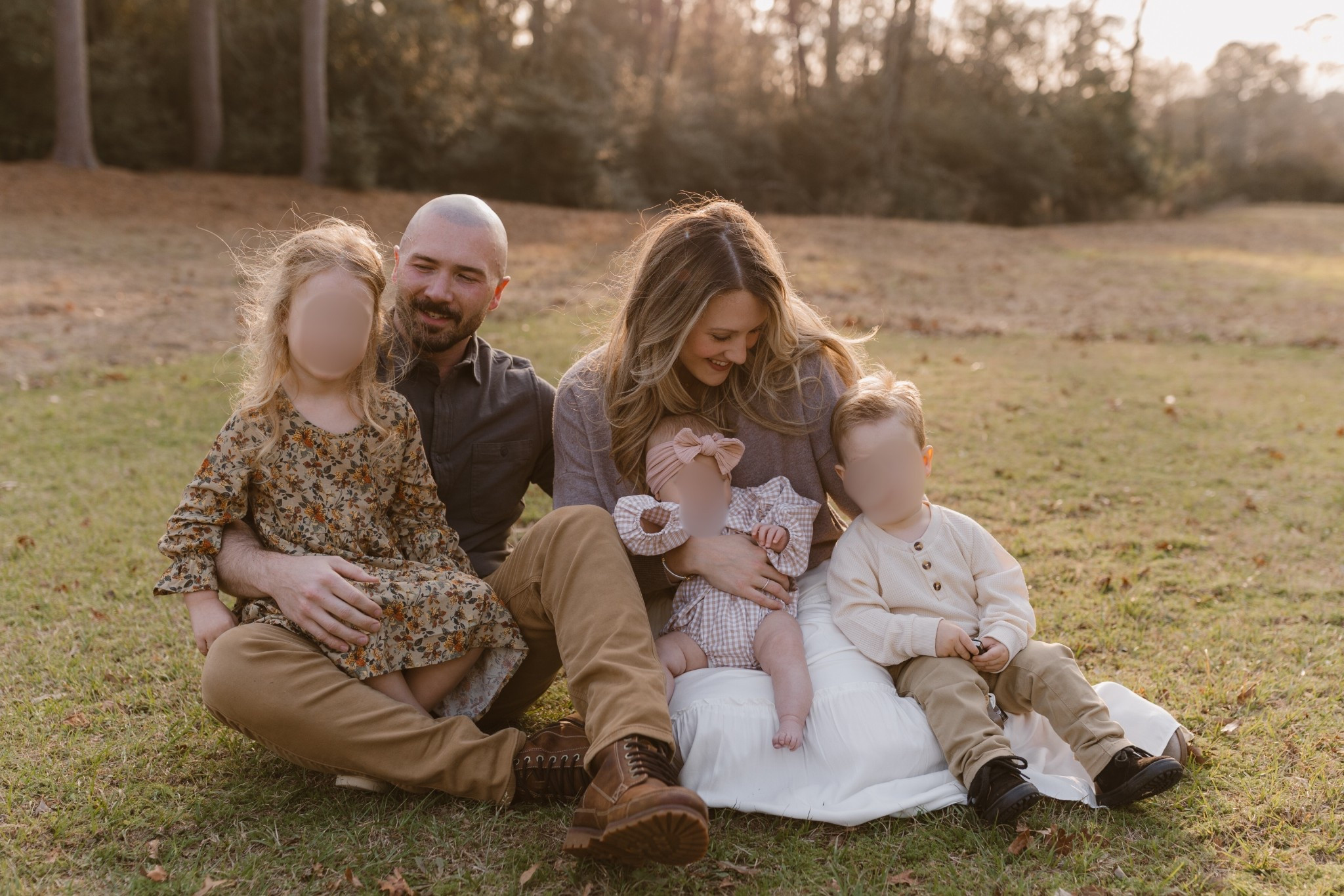 Neutral family photos outfit inspo 

#LTKmomlife #LTKKids #LTKMens