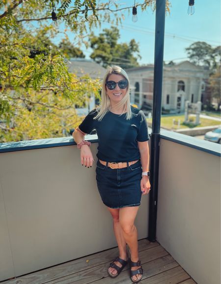 This black denim skirt is so comfortable and flattering!! Can wear it so many ways this fall.

#LTKunder50 #LTKSeasonal #LTKunder100