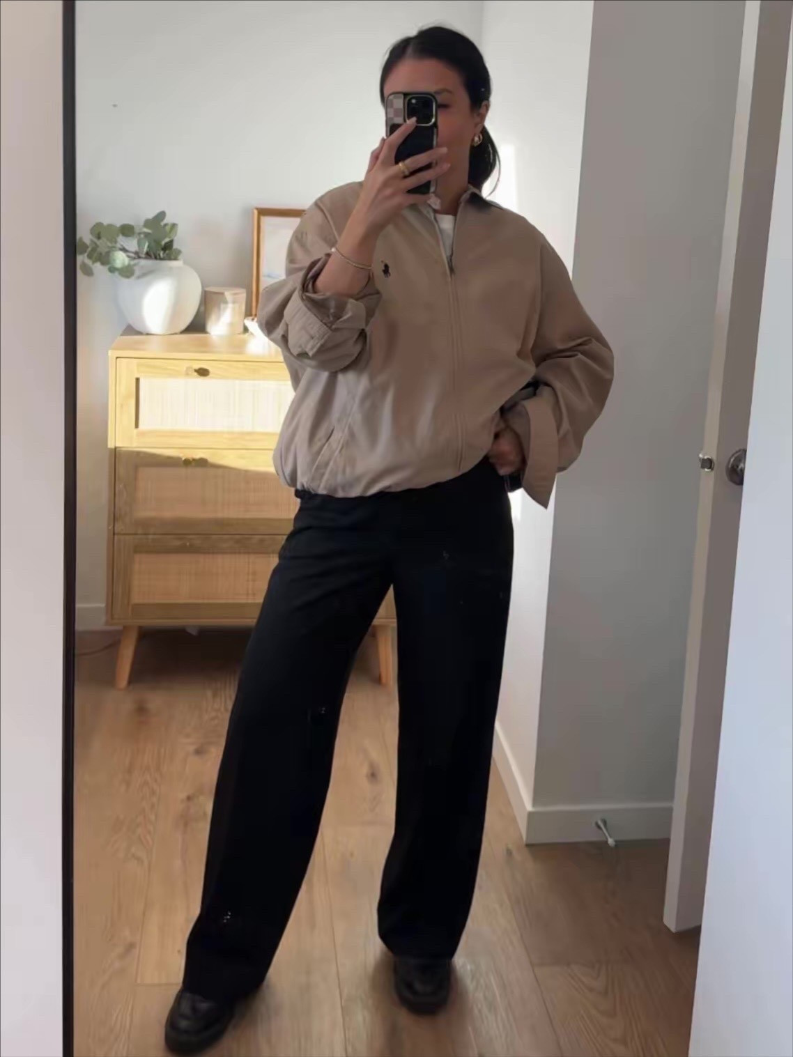 The best low waist pants from @aritzia. 

#LTKjeans #LTKcanada #LTKworkwear