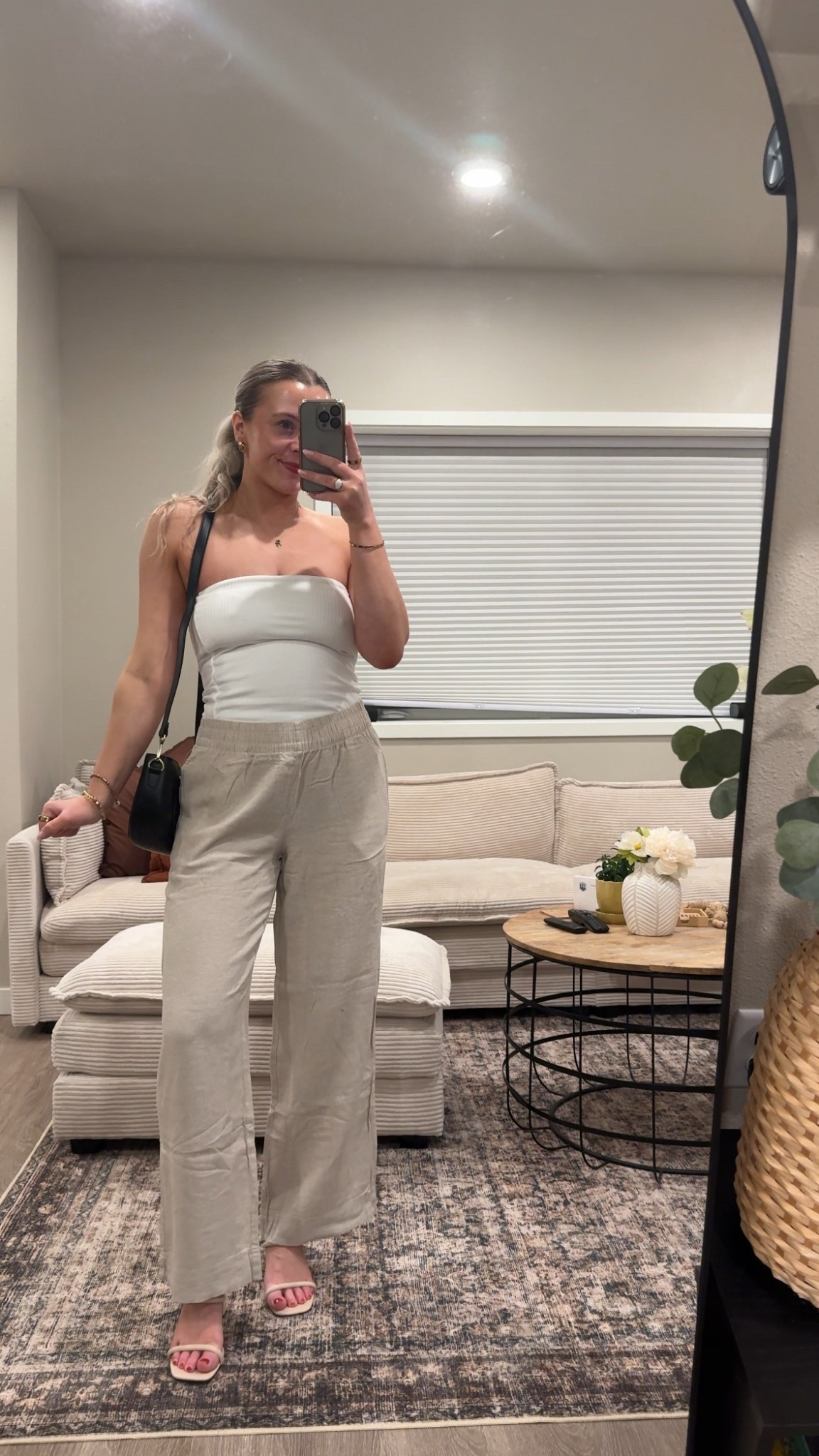 Old money vibes 🤩 loving Old Navy’s linen pants and tube top !!

#LTKFindsUnder50 #LTKU