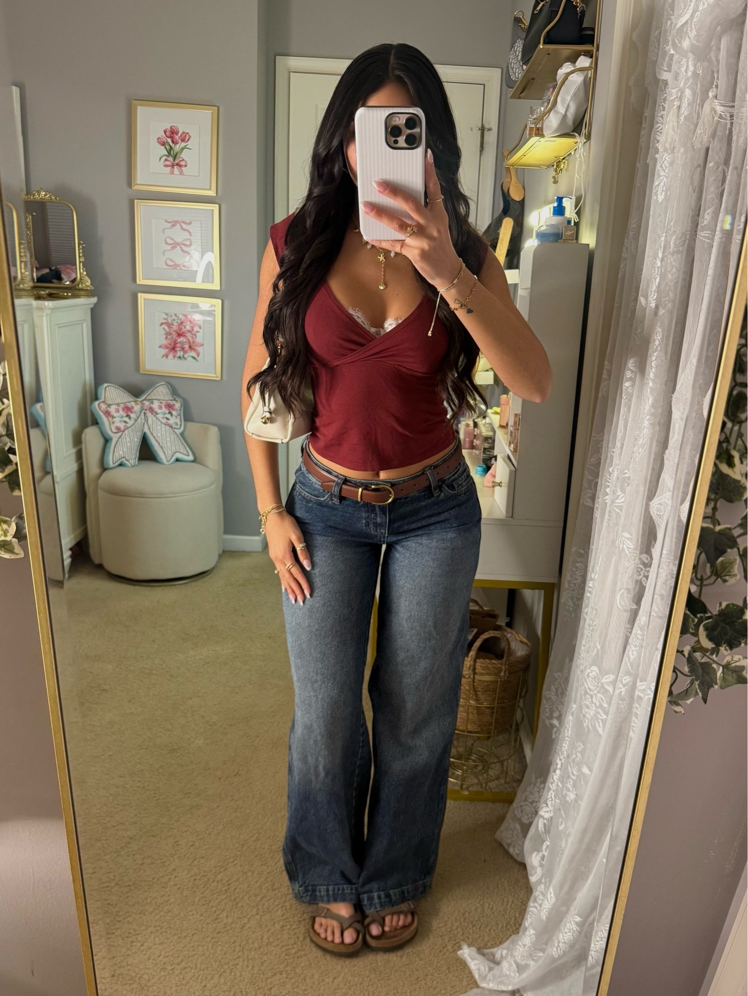 Top size small, jeans size 25!

#LTKgrwm #LTKootd #LTKSeasonal