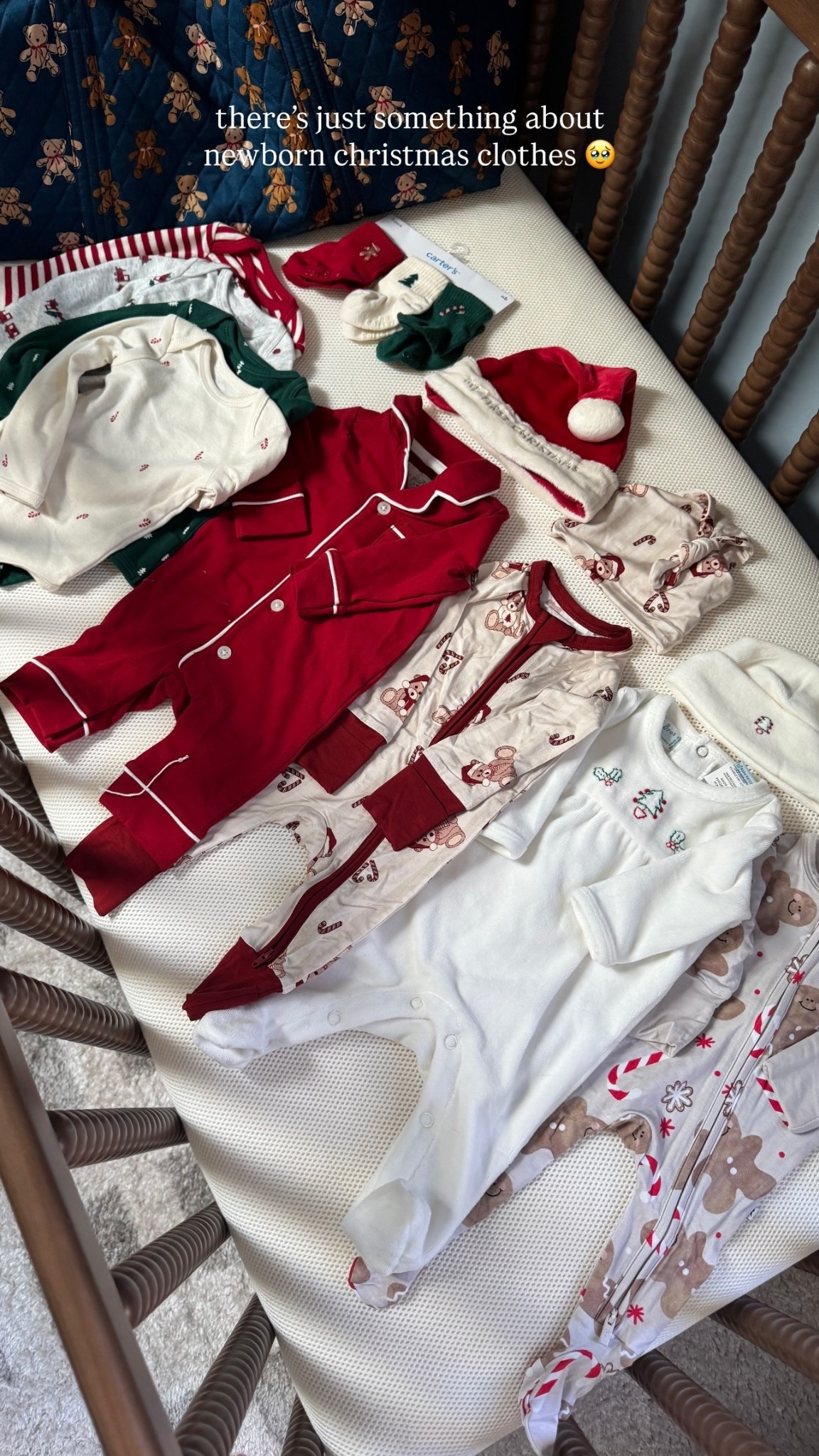there’s just something about newborn christmas clothes 🥹

#LTKHoliday #LTKSeasonal #LTKBaby