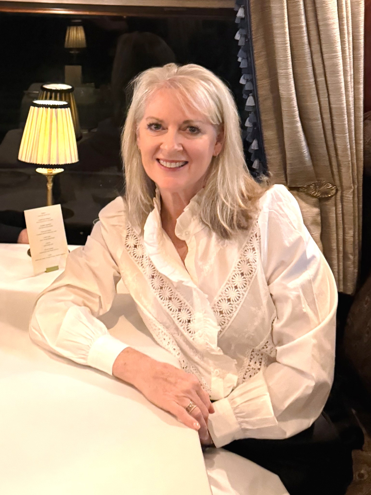 My favorite Sézane white blouse is sold out 🤍
But I’ve linked the prettiest similar styles — ruffled collars, lace details, all the French-girl charm. Perfect with denim or layered under knits.
Shop the lookalikes  ✨
#ltkfashion #whitetop #frenchstyle

#LTKParties #LTKStyleTip #LTKOver40