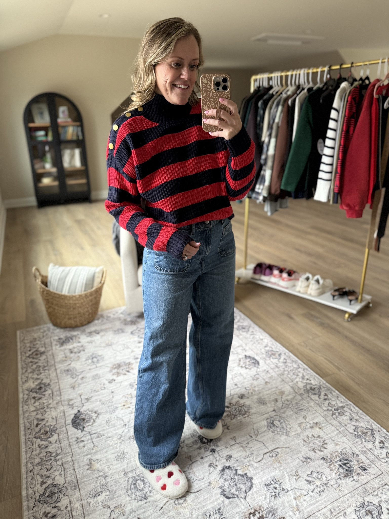 Valentine’s looks from Walmart! 
Sweater 
Cardigan 
Athletic pants
Denim 

#LTKootd #LTKgrwm #LTKmomlife