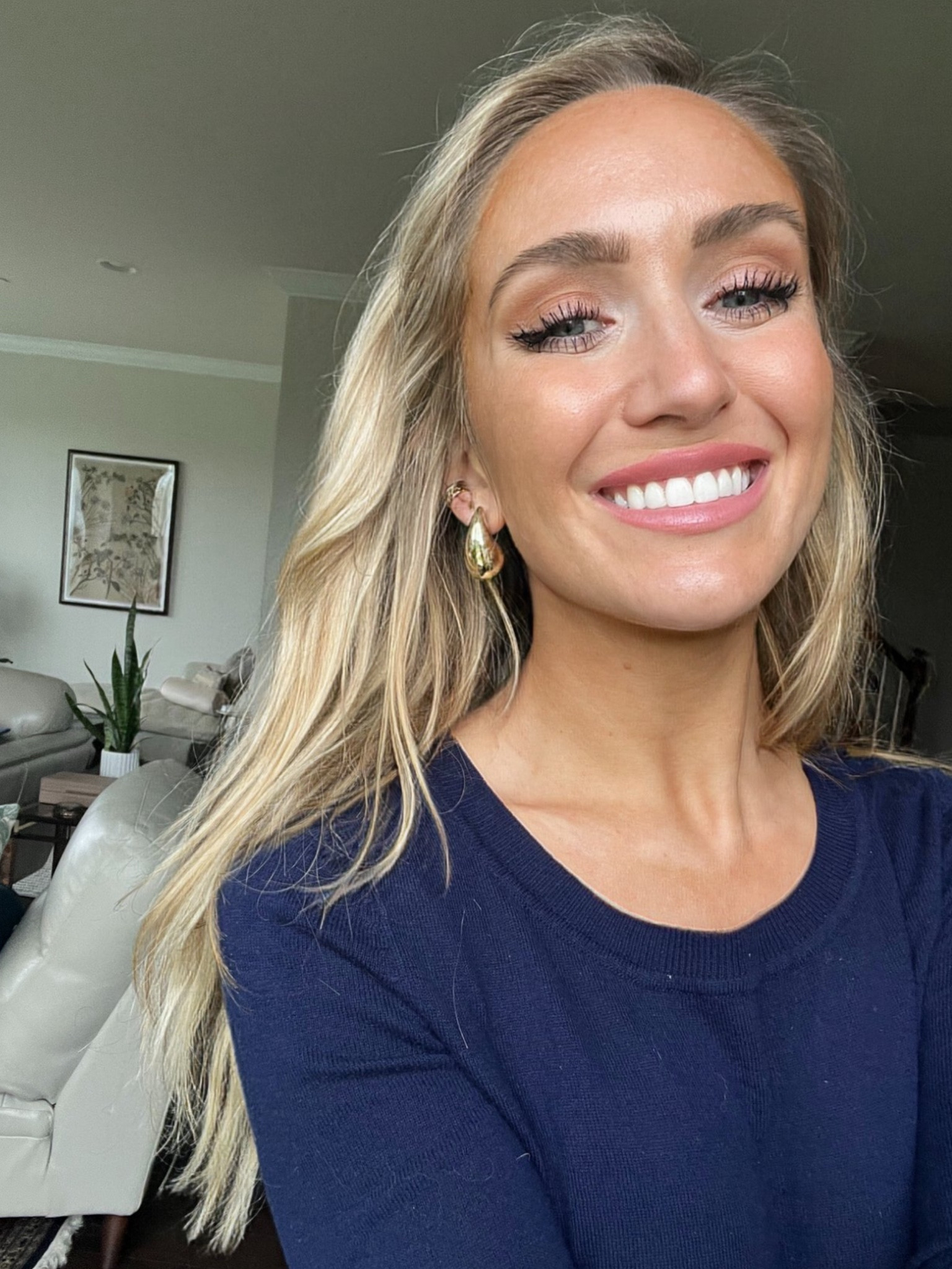 Favorite gold drop earrings on sale for only $5!! Silver drop earrings also only $5! I wear these almost daily. They’d make a great gift or would be the perfect finishing touch on a holiday outfit!

#LTKSaleAlert #LTKHoliday #LTKGiftGuide