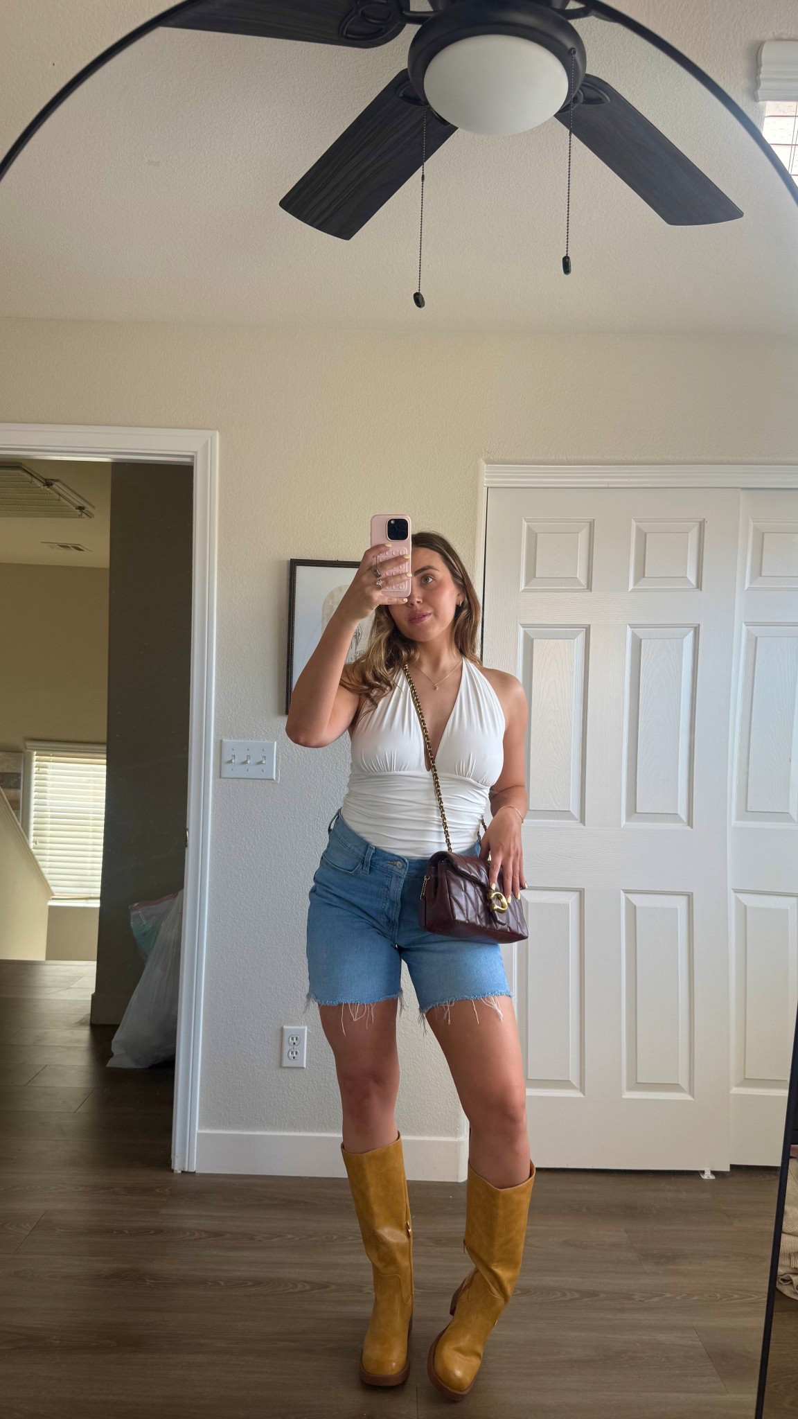 LOVE these shorts from old navy, the perfect length :) 