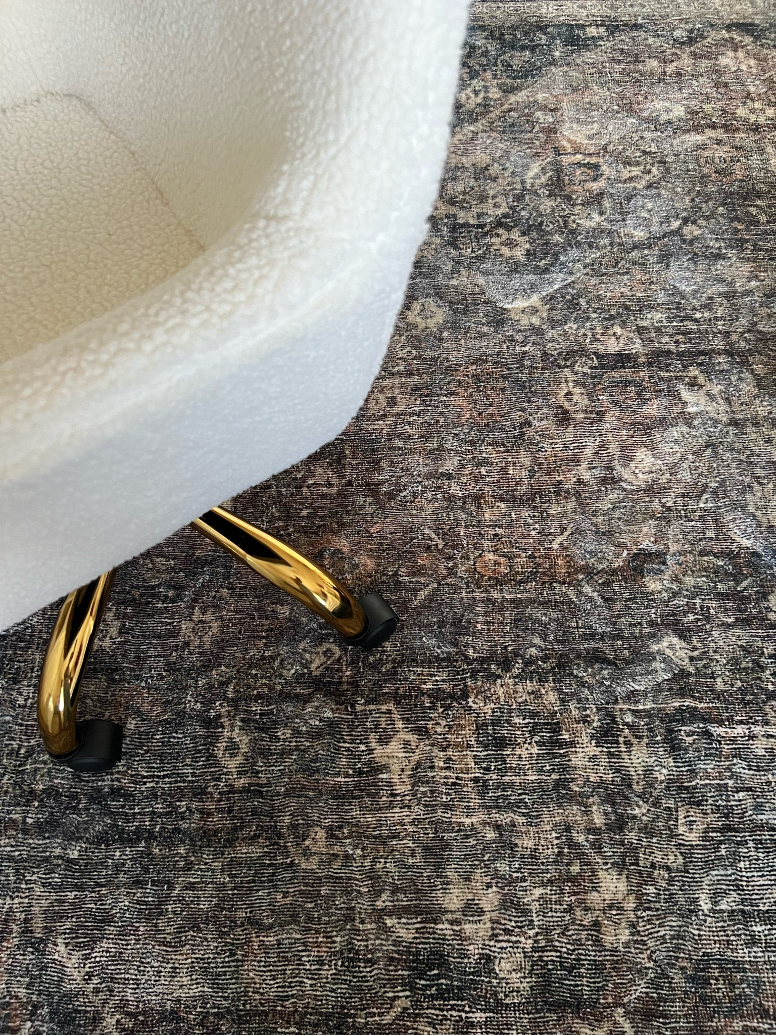 The cutest desk chair and softest rug! This is the Amber Lewis Morgan in Spice/Lagoon. FYI the Spice is very subtle- it’s mostly Lagoon with some sage green accents- and is a pretty dark rug.
-
Kids bedroom decor - kids desk chair - fluffy boucle rolling desk chair - affordable kids room - neutral kids room - neutral rug - transitional rug - Amber Lewis Loloi rug - Morgan cloudpile rug - neutral kids room - faux fur desk chair for kids

#LTKHome #LTKKids #LTKFindsUnder100