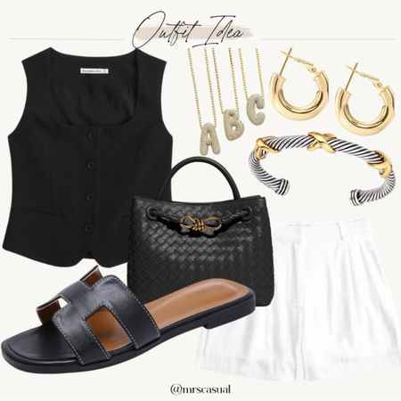 Easy black and white shorts outfit idea for spring summer 🩷 

#LTKSeasonal #LTKfindsunder100 #LTKfindsunder50