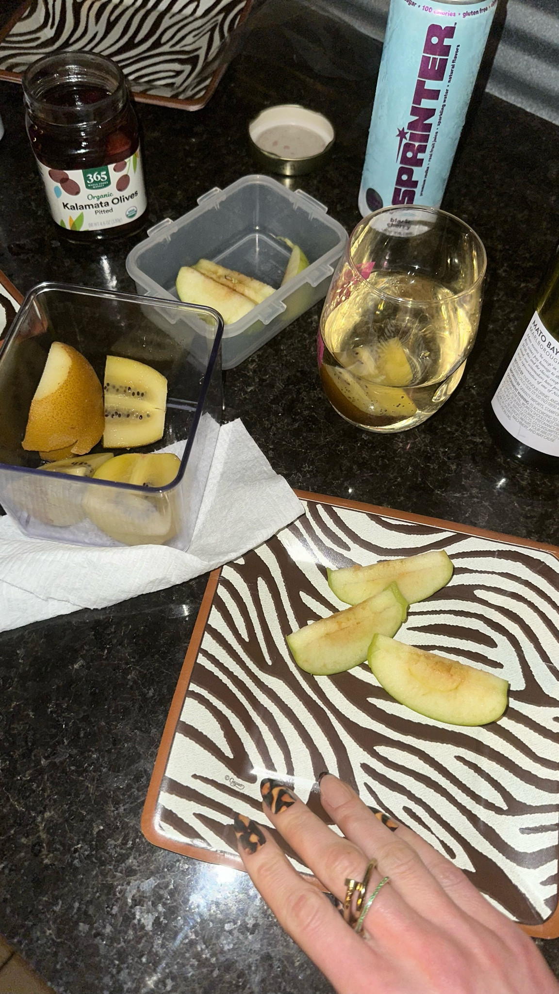 Leopard print fall trend 
Animal print 
Fall Nails 

#LTKFindsUnder100 #LTKStyleTip #LTKBacktoSchool