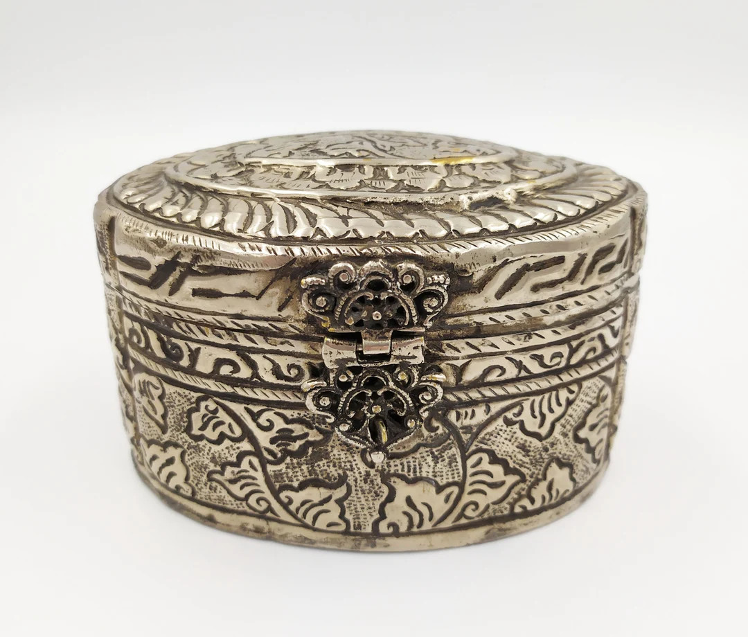 Antique Jewelry Box Oval Metal Embossed Trinket Box With Blue - Etsy UK | Etsy (UK)