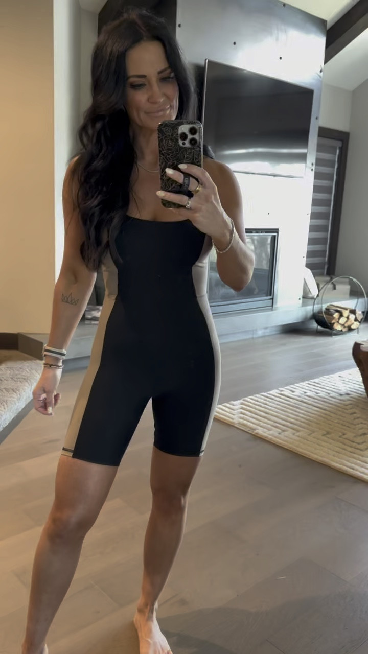 Abercrombie & Fitch

#LTKtravel #LTKstyletip #LTKSpringSale