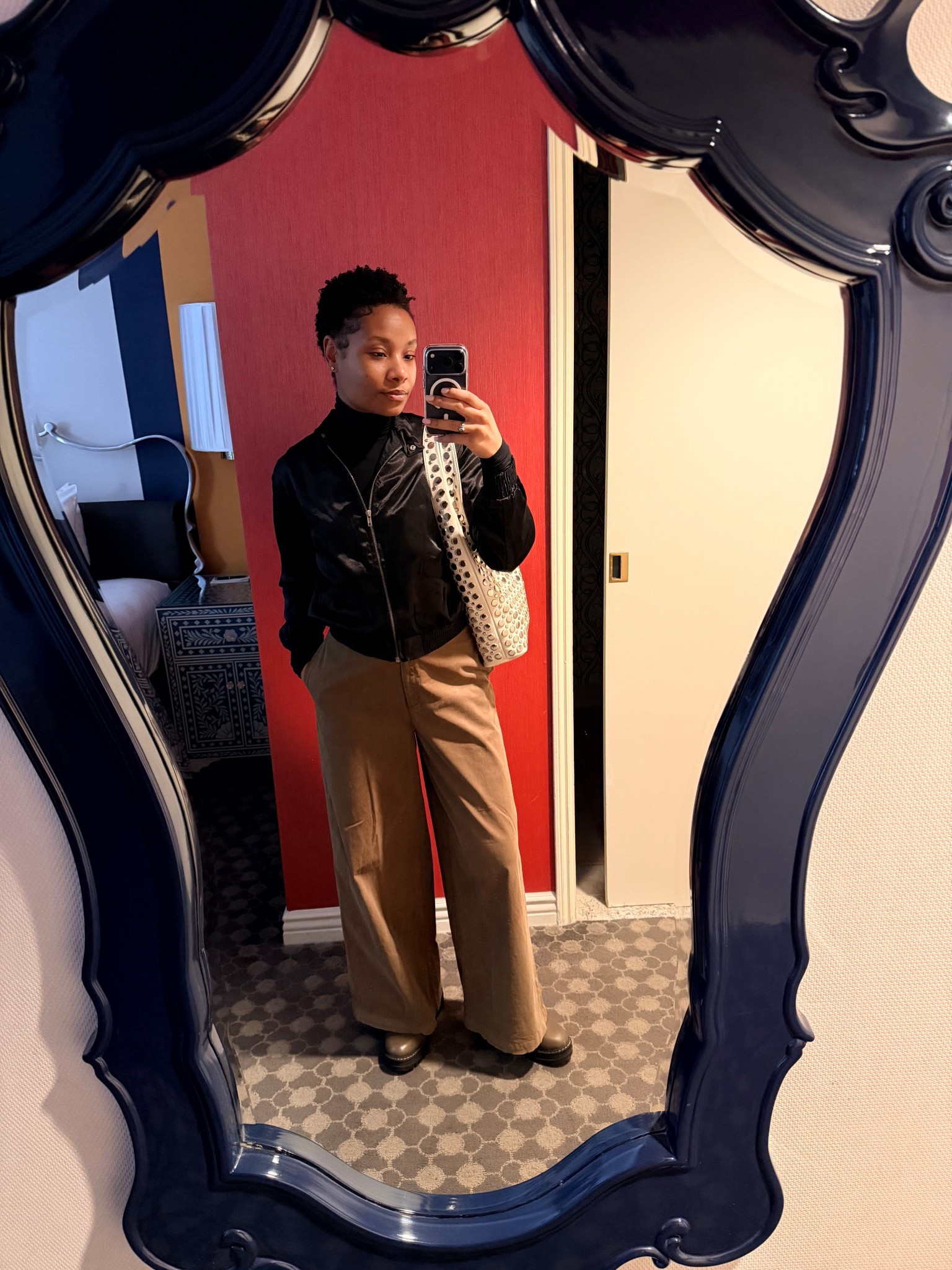 First look in San Francisco: Took myself out to lunch, sight seeing, window shopping and a HH! 