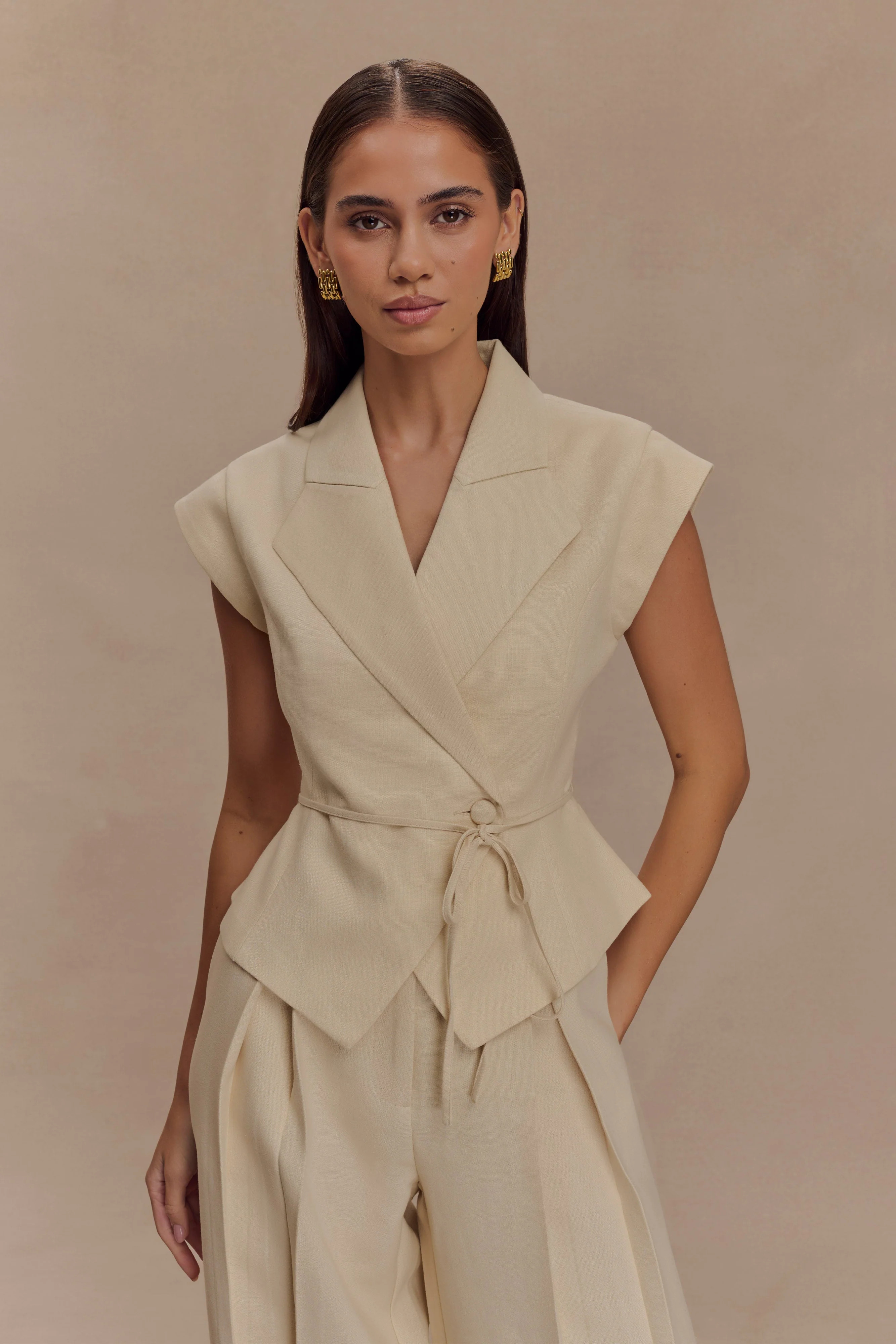 Andina Shortsleeve Linen Top - Natural Beige | Meshki (APAC)