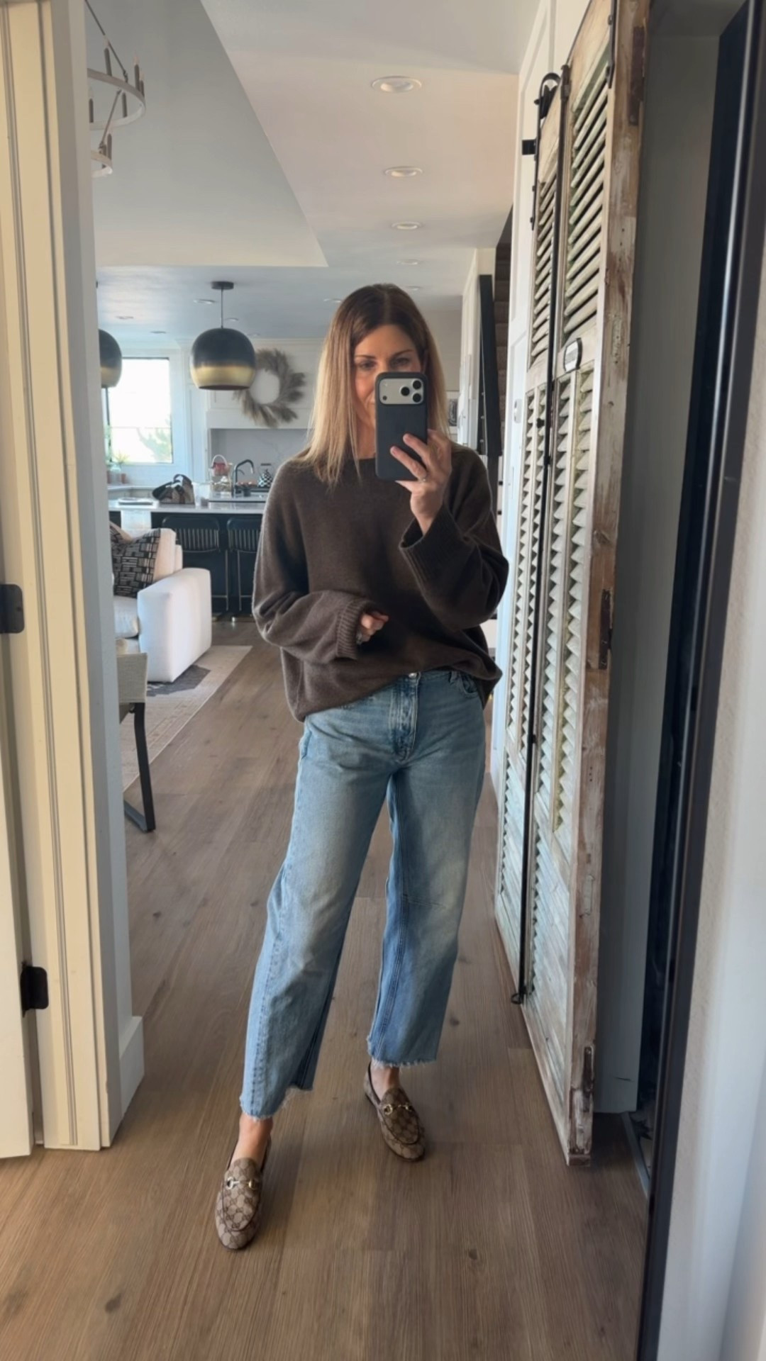 Wearing a size 26 in darted barrel jeans rigid wash
Size medium in oversized cashmere crew 

#LTKOver40