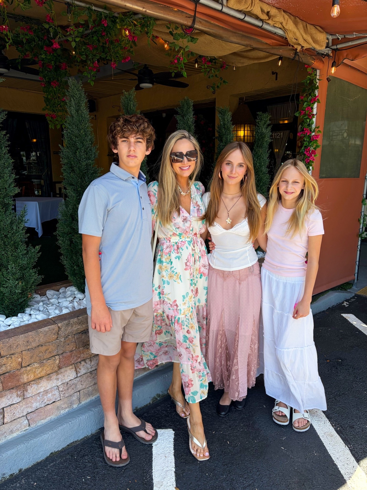 Mother’s Day outfits link

My dress would be the perfect graduation dress or vacation dress

#LTKdayinmylife #LTKMothersDay #LTKootd