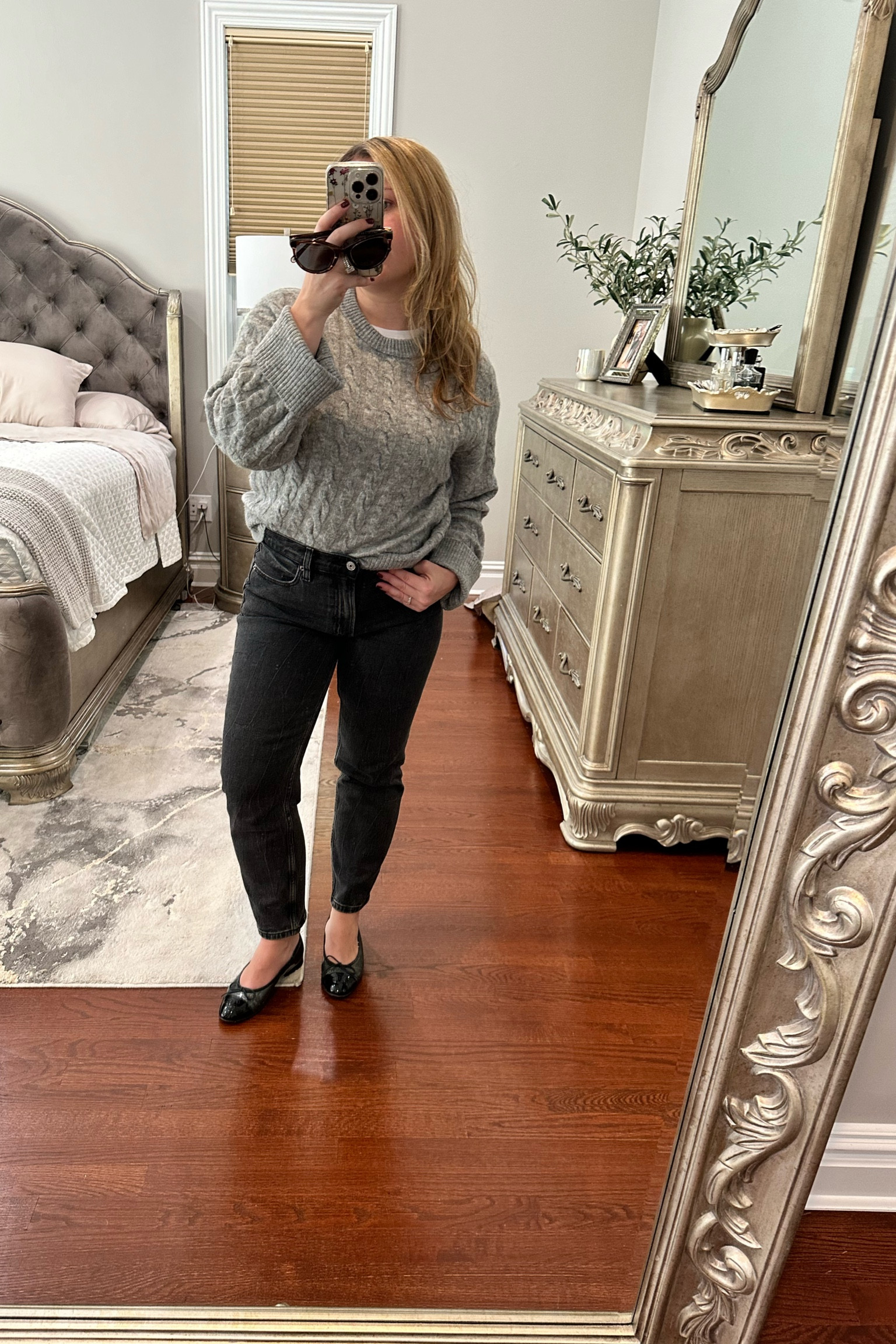 #ootd for Fall  
Cable knits & ballet flats 

#LTKSaleAlert #LTKFindsUnder100 #LTKStyleTip