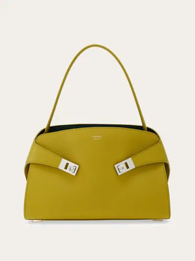 Hug soft bicolor shoulder bag (M) | Ferragamo