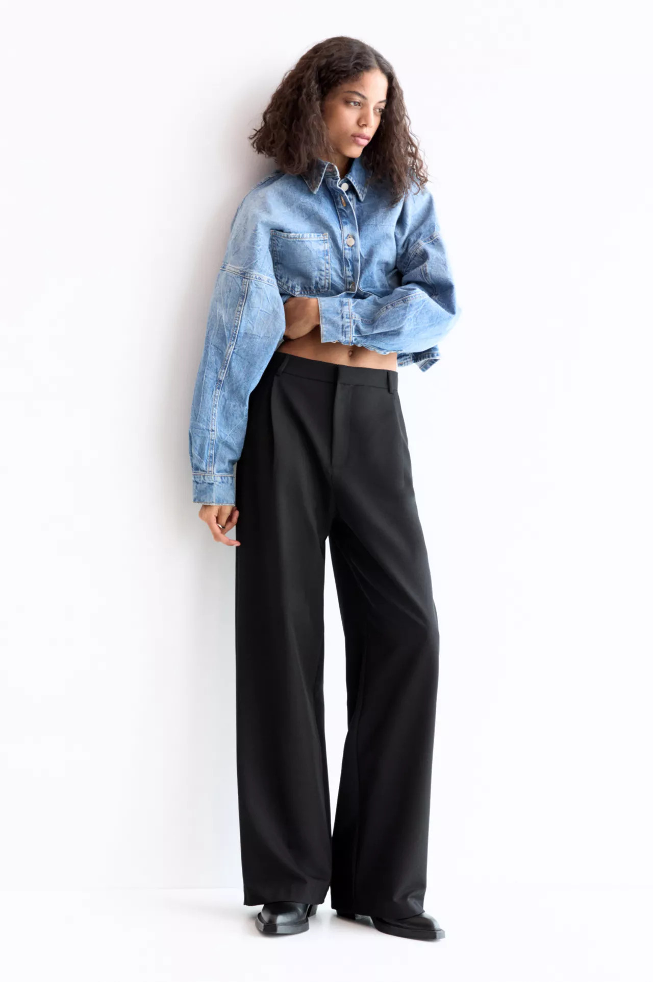 Darted smart trousers | PULL and BEAR UK