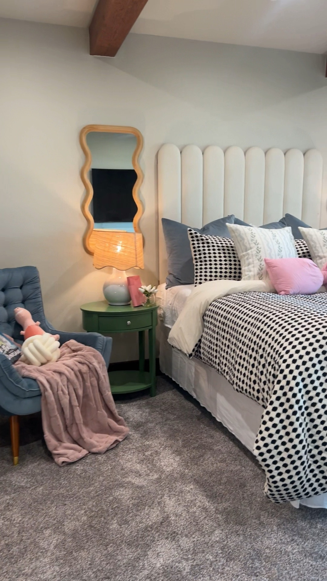 Girly Bedroom Vibes

#LTKHome #LTKFamily #LTKKids