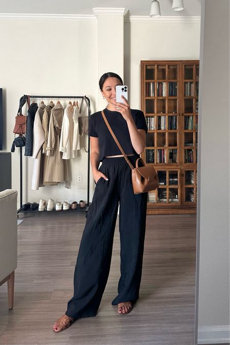 Spring/summer casual outfit 

All items are old/sold out, so I’ve linked to similar pieces to replicate this look! 

Pants xs
Cuts tee xs 
Purse is Polene Paris un numero mini camel 


#LTKstyletip #LTKSeasonal