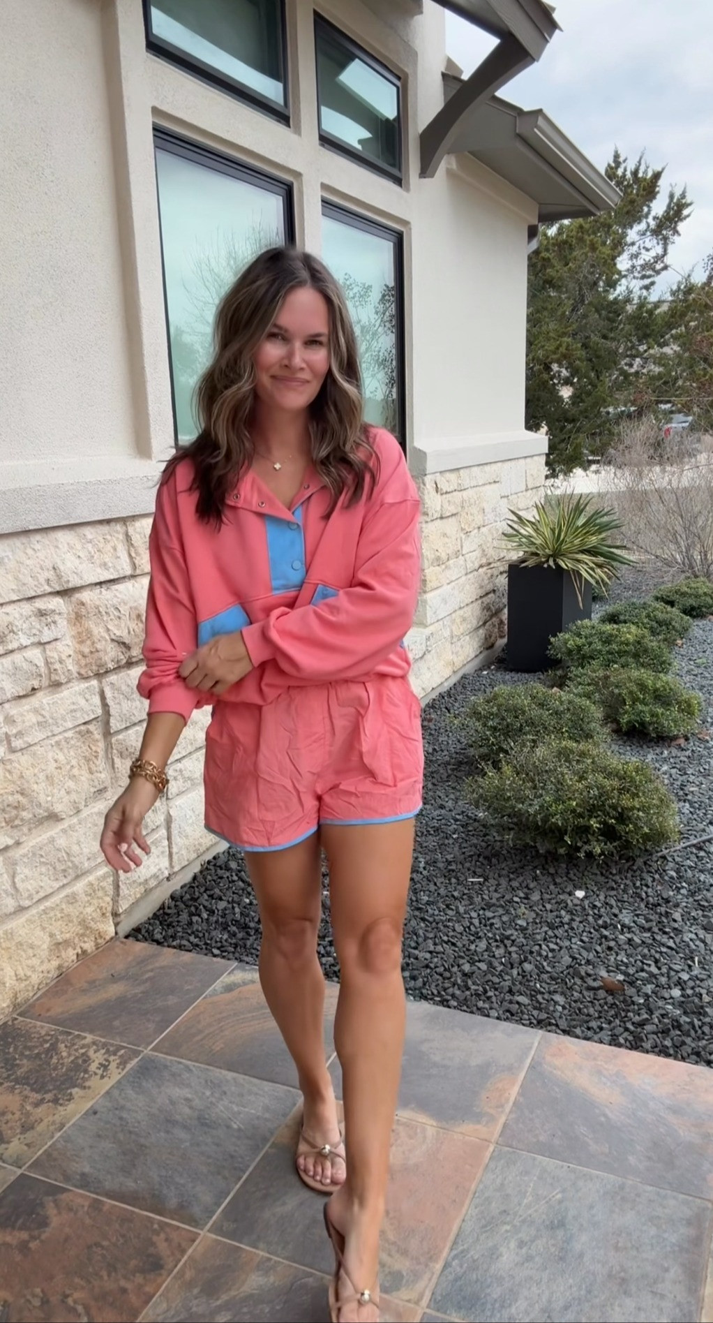 This Amazon set is so lightweight and comfy 🤍 comes in so many colors! such an easy outfit

 

#LTKgrwm #LTKootd #LTKdayinmylife