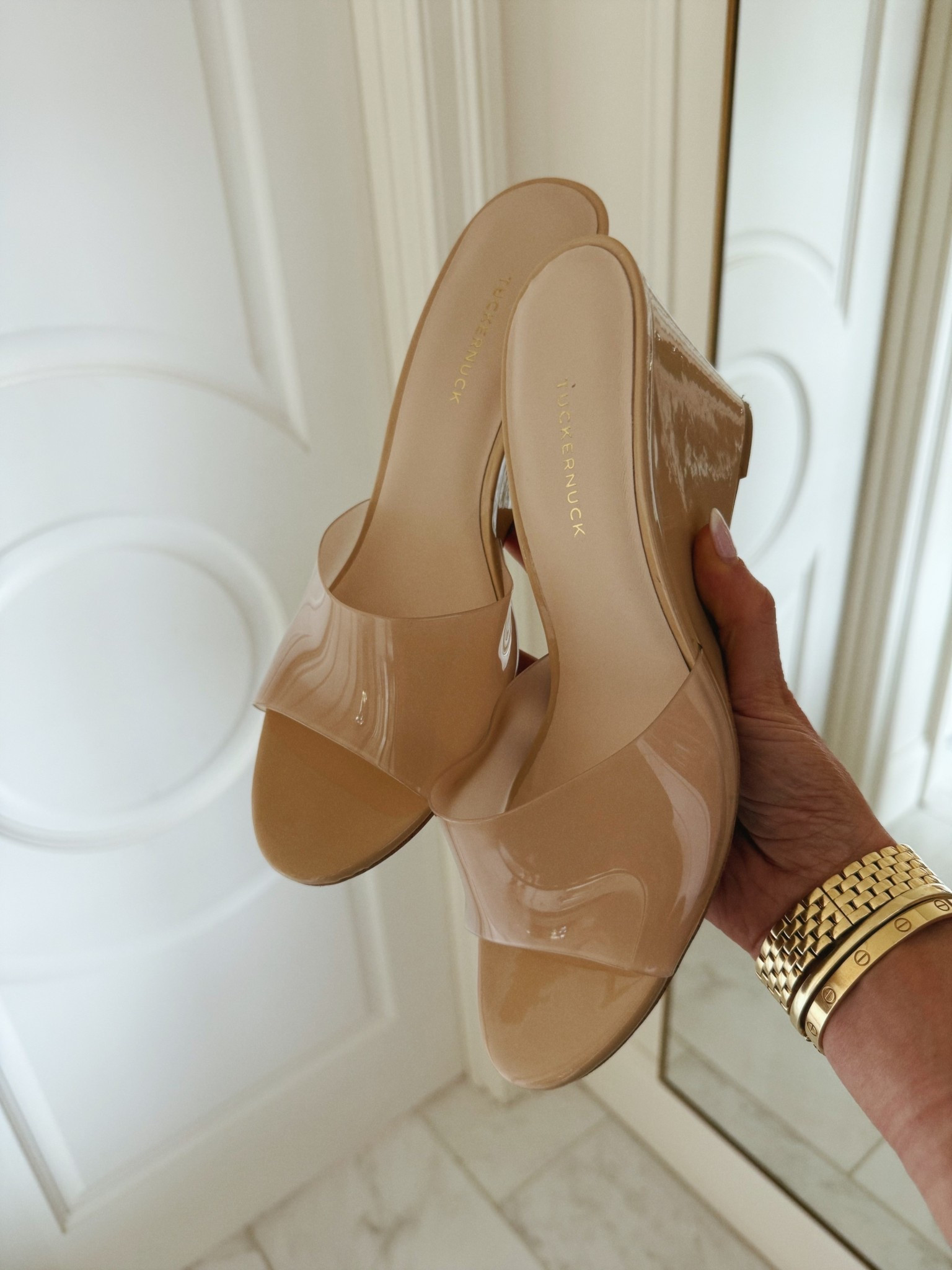 BEST SELLER of the week — @Tuckernuck Denny Wedges.

#LTKootd