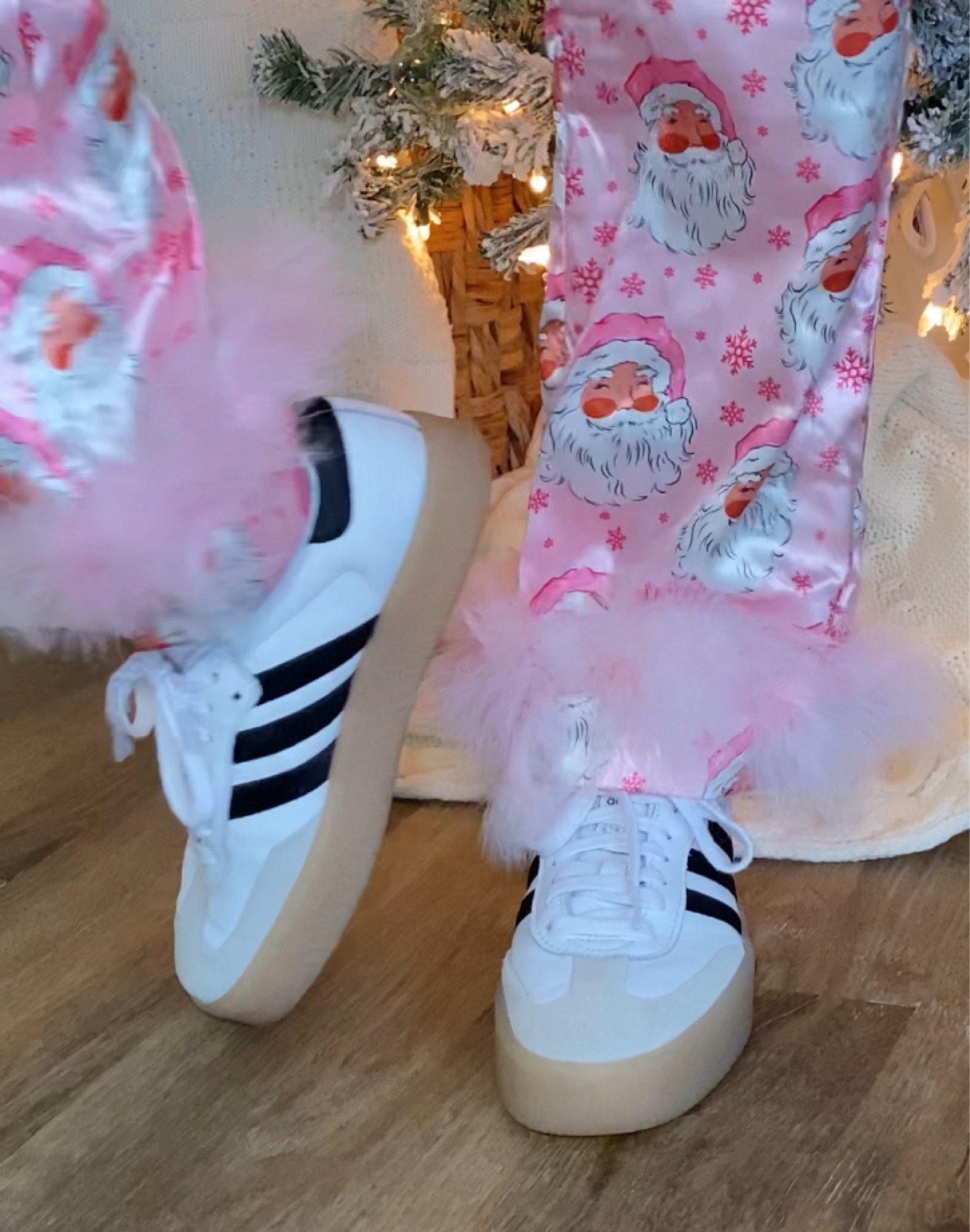 A gift for the fashionista! The oh samba shoes pair perfectly with any outfit! 

#LTKHoliday #LTKGiftGuide #LTKStyleTip