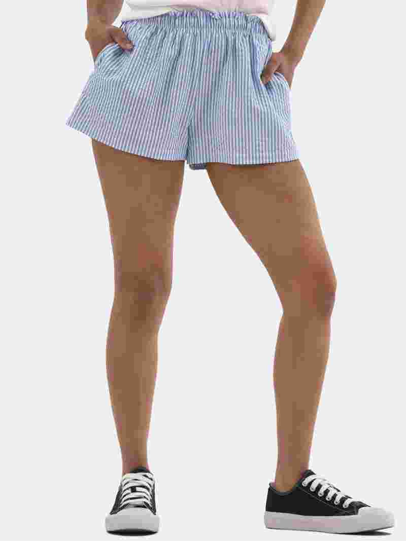 No Boundaries Striped Seersucker Bungee Shorts, 2" Inseam, Women's | Walmart (US)