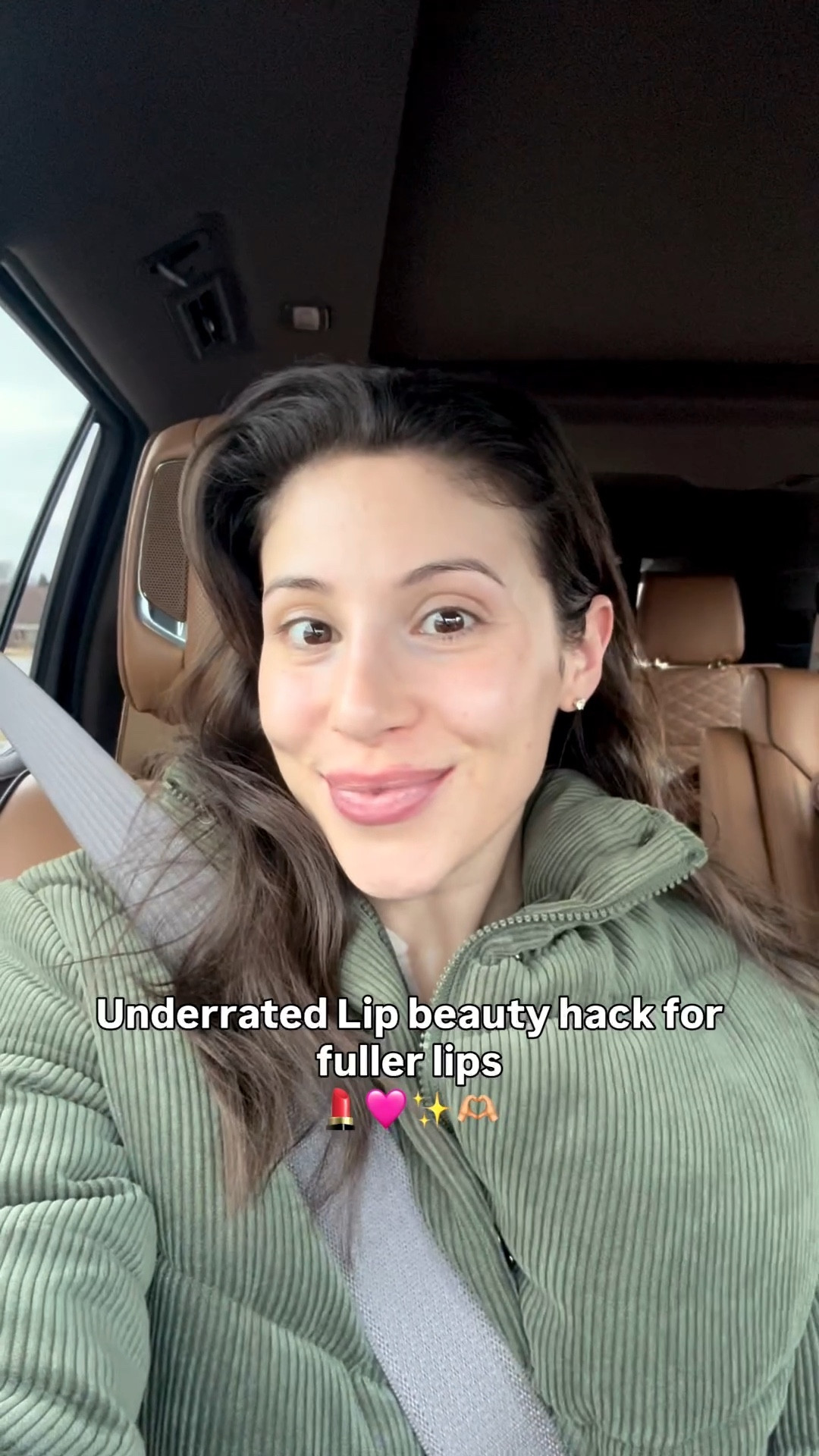 One of my favorite hacks for a fuller lip in seconds! 

Instead of using the lip stain all over your lips just line line them. Let sit for 30 seconds and wipe clean. Add a gloss and you’re good to go. 👏🏻🫶🏼🩷💄

Stain I am using here is my all time favorite by @wonderskin in shade “whimsical” 