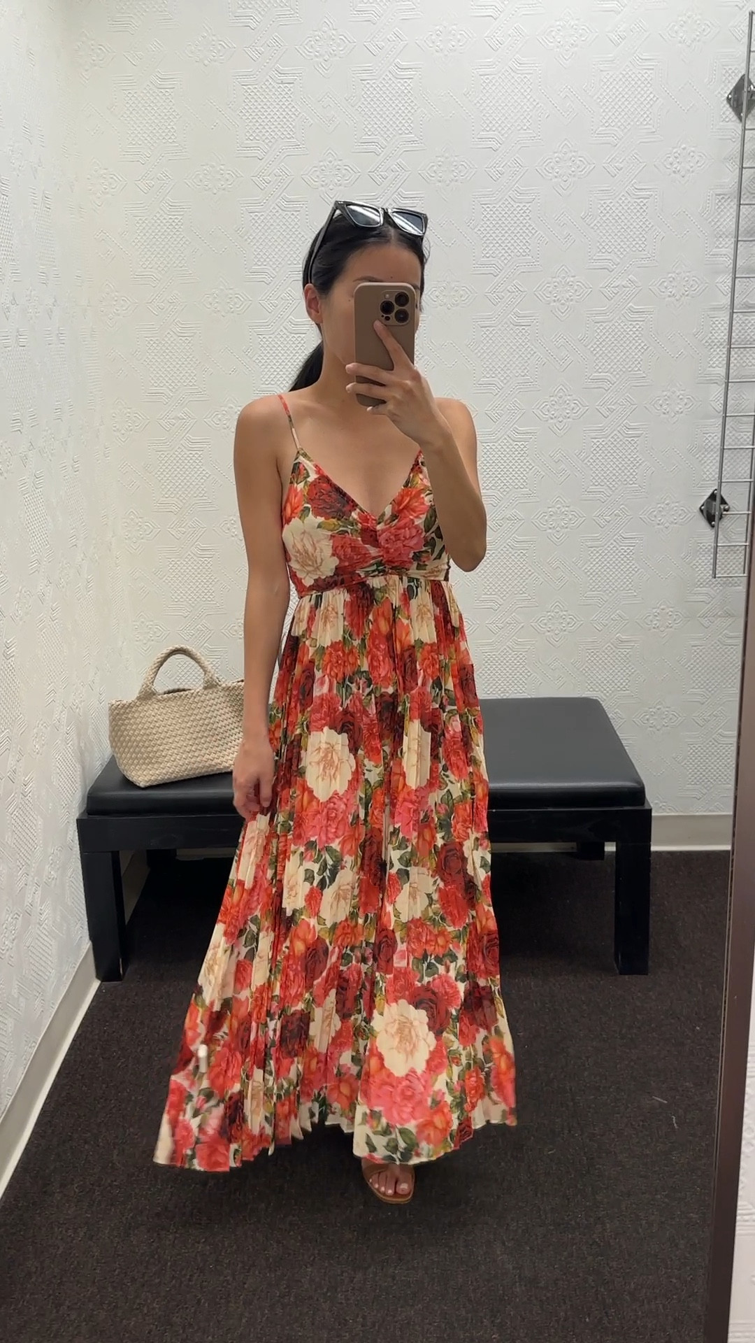 Such a pretty and petite friendly maxi dress! Tried on Xs and it’s fitted on me in the torso with stretch, fully lined throughout.

No bra needed for me because of the pattern and lining 

Smocked back so this is bump friendly, adjustable length straps (nursing friendly to pull down), and you can wear this for daytime with flats or dress it up at night or for a spring wedding guest outfit 

Trying here with my Hermes sandals 35.5



Spring wedding guest , shower dress 

#LTKparties #LTKwedding #LTKSeasonal