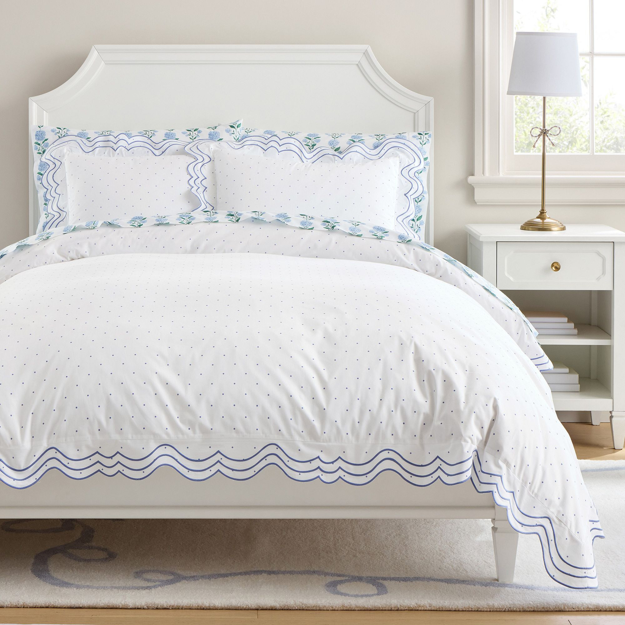 Mini Dottie Scallop Duvet Cover | Pottery Barn Teen