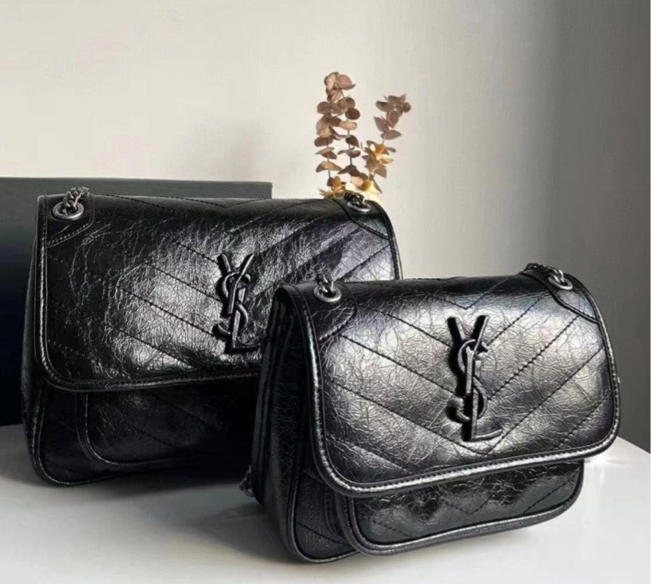 YSL NIKI 🖤 #dhgate #under100

#LTKitbag #LTKunder100 #LTKGiftGuide