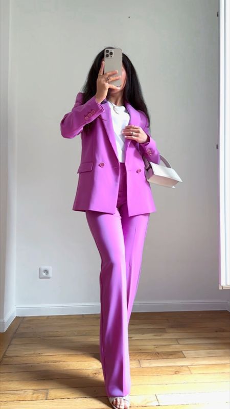 PURPLE SUIT! Perfect for summer 💜💜