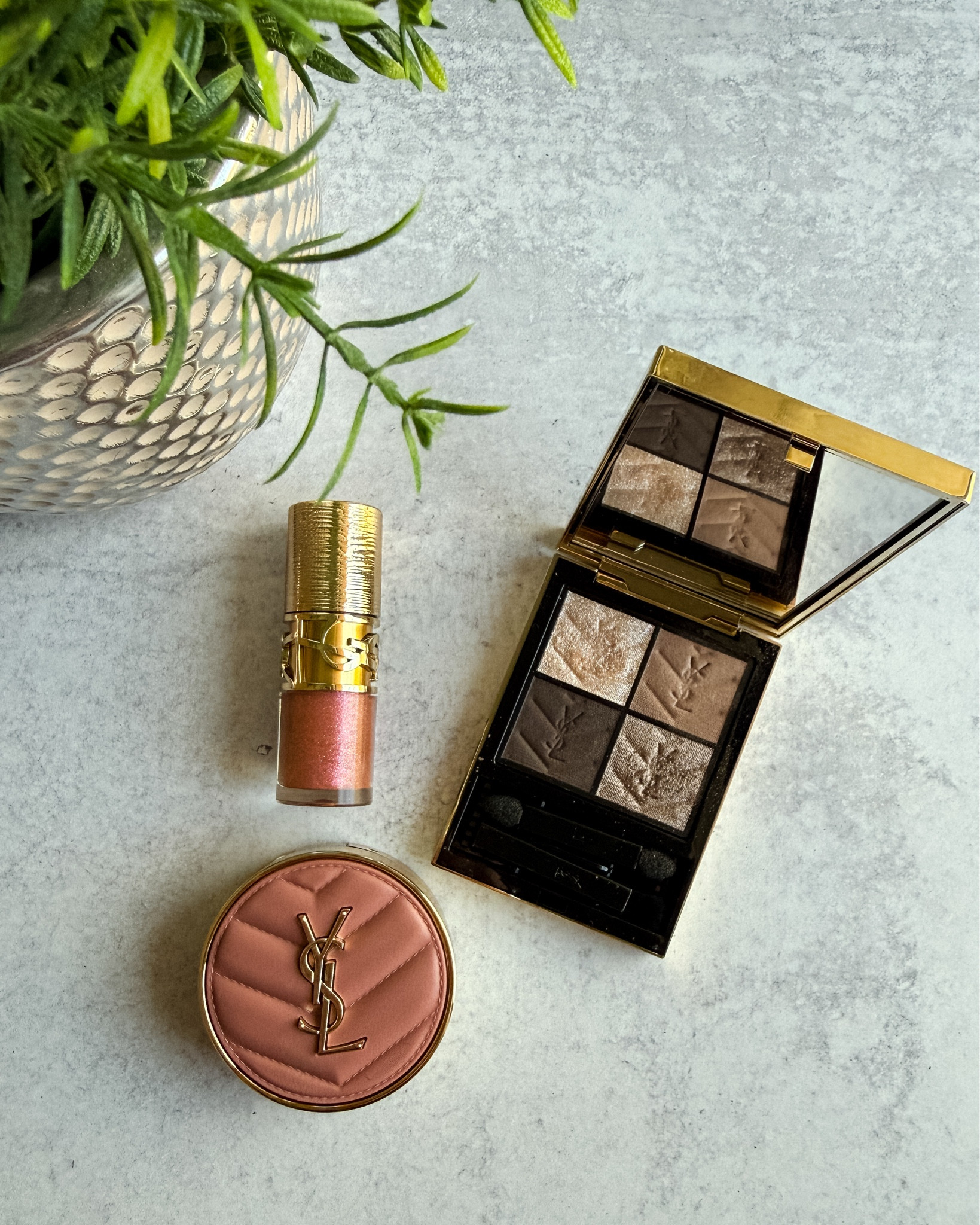 Classic makeup I’m loving 

#LTKOver40 #LTKBeauty