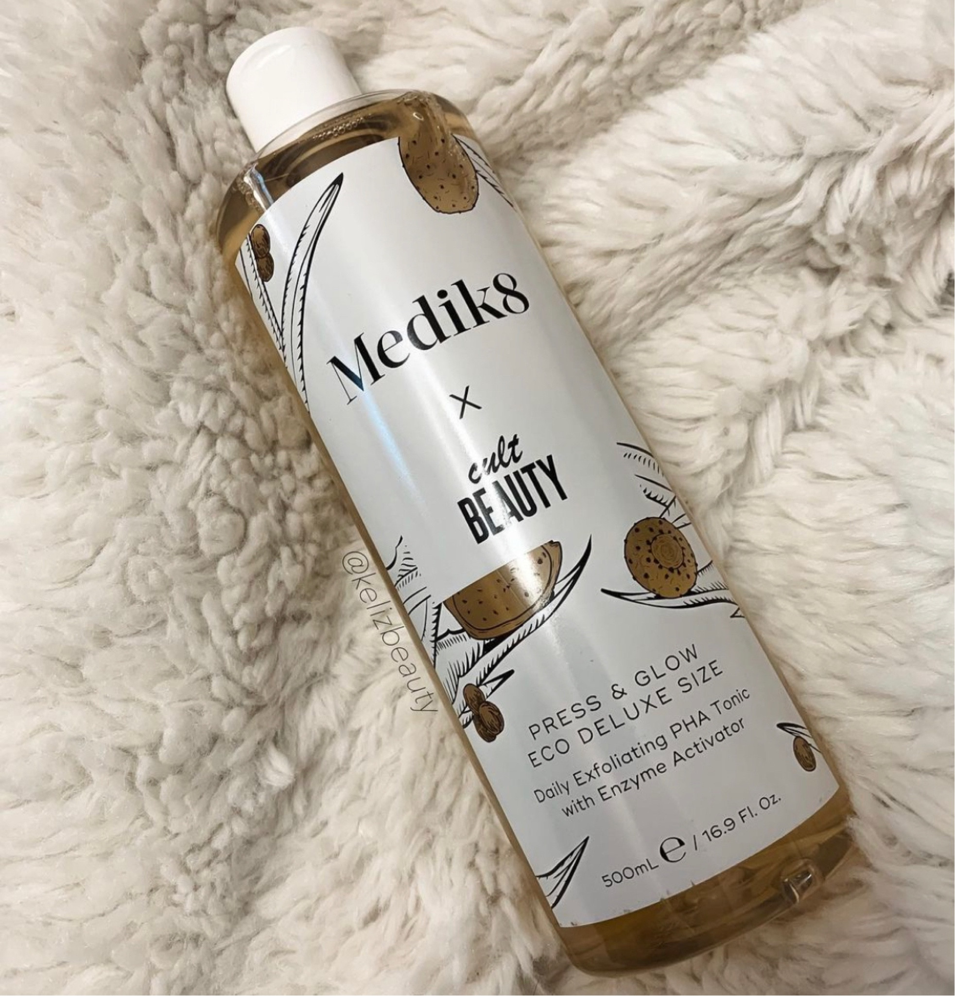 Medik8 Press & Glow - gentle exfoliating toner for sensitive skin, acne prone skin, and most other skin types. Formulated to be used with Vitamin A (Retin-A /Retinol /Retinal / Tretinoin). 

#LTKbeauty #LTKFind #LTKunder50