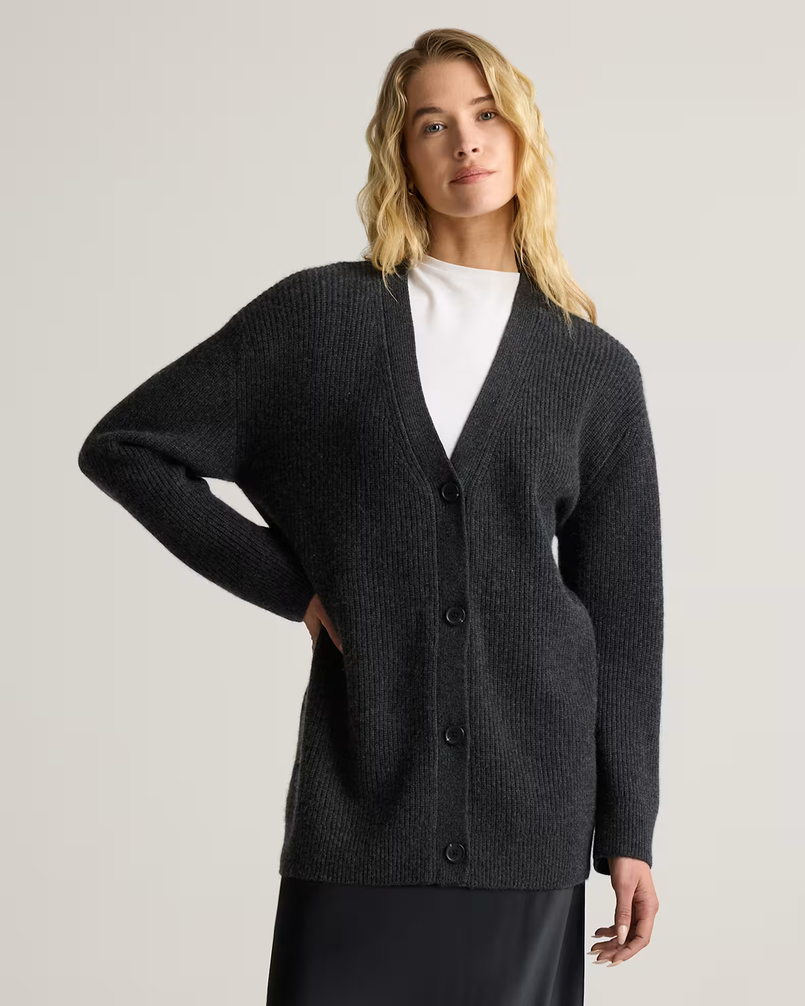Mongolian Cashmere Oversized Boyfriend Cardigan Sweater in Heather Charcoal | Quince