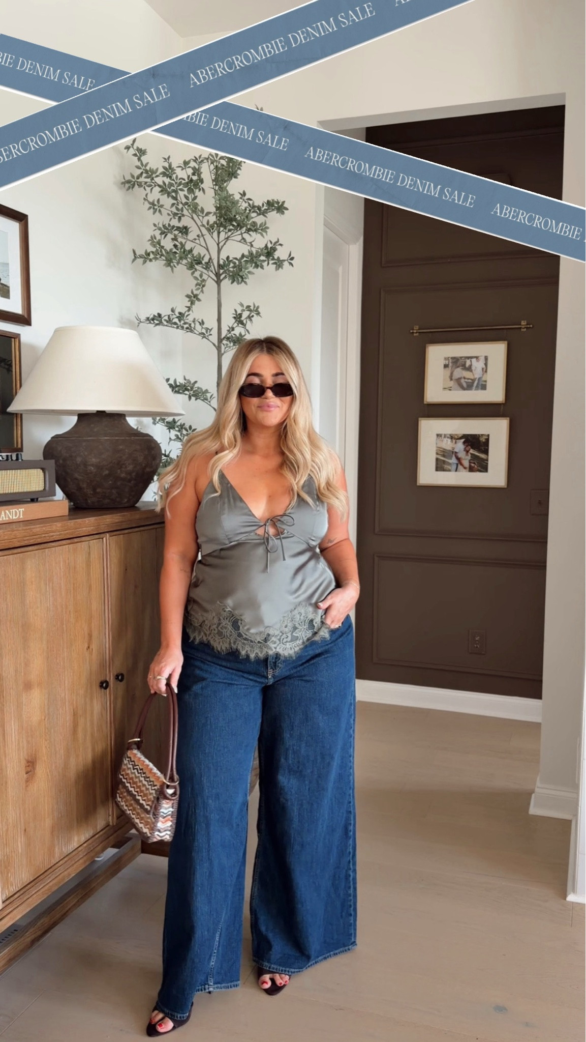 @abercrombie  sale🤎 Code ‘AFKELSEYB’  I’m in 33 long jeans & Large top

#LTKSaleAlert #LTKMidsize