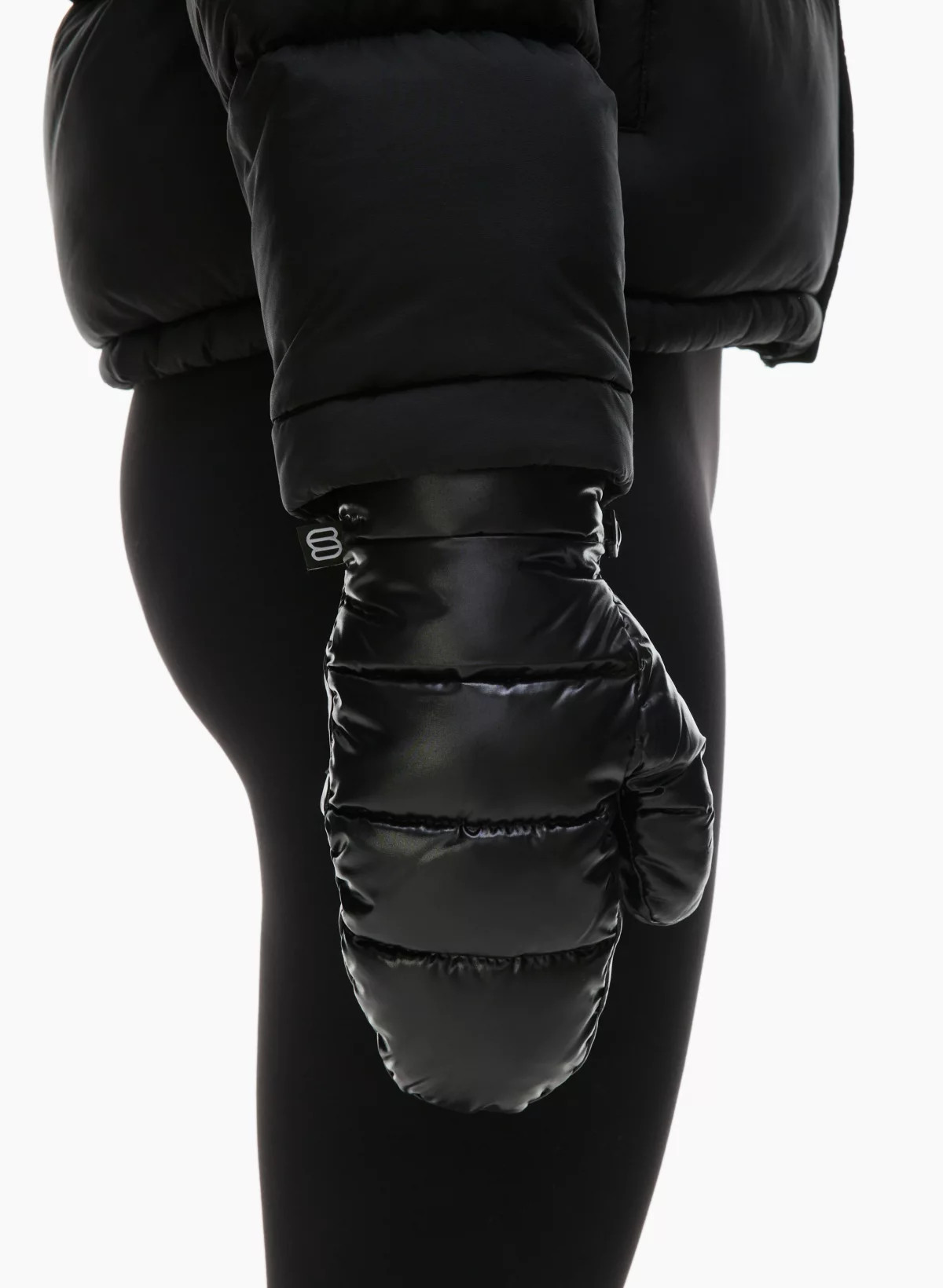 THE SUPER PUFF™ NEW MITTEN | Aritzia