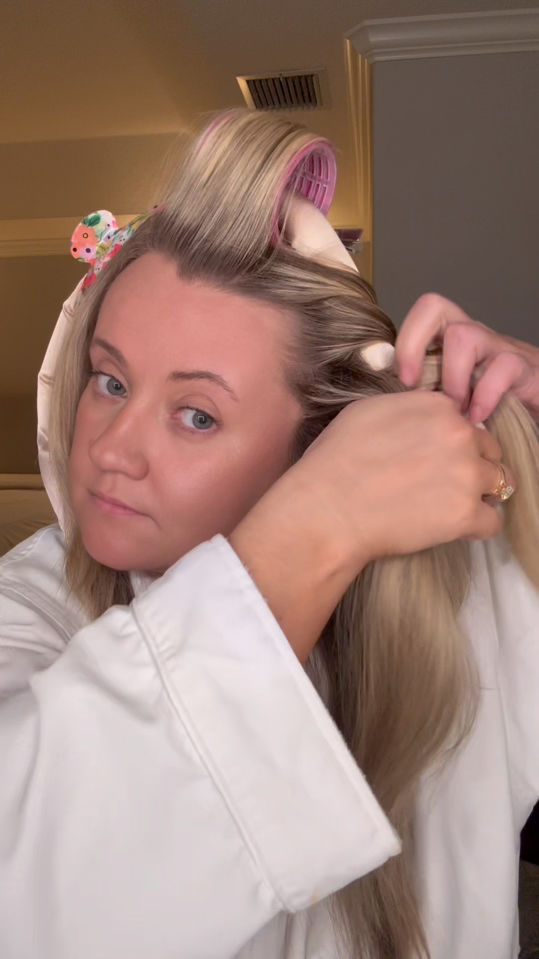 Heatless curls tutorial

#LTKWatchNow #LTKBeauty
