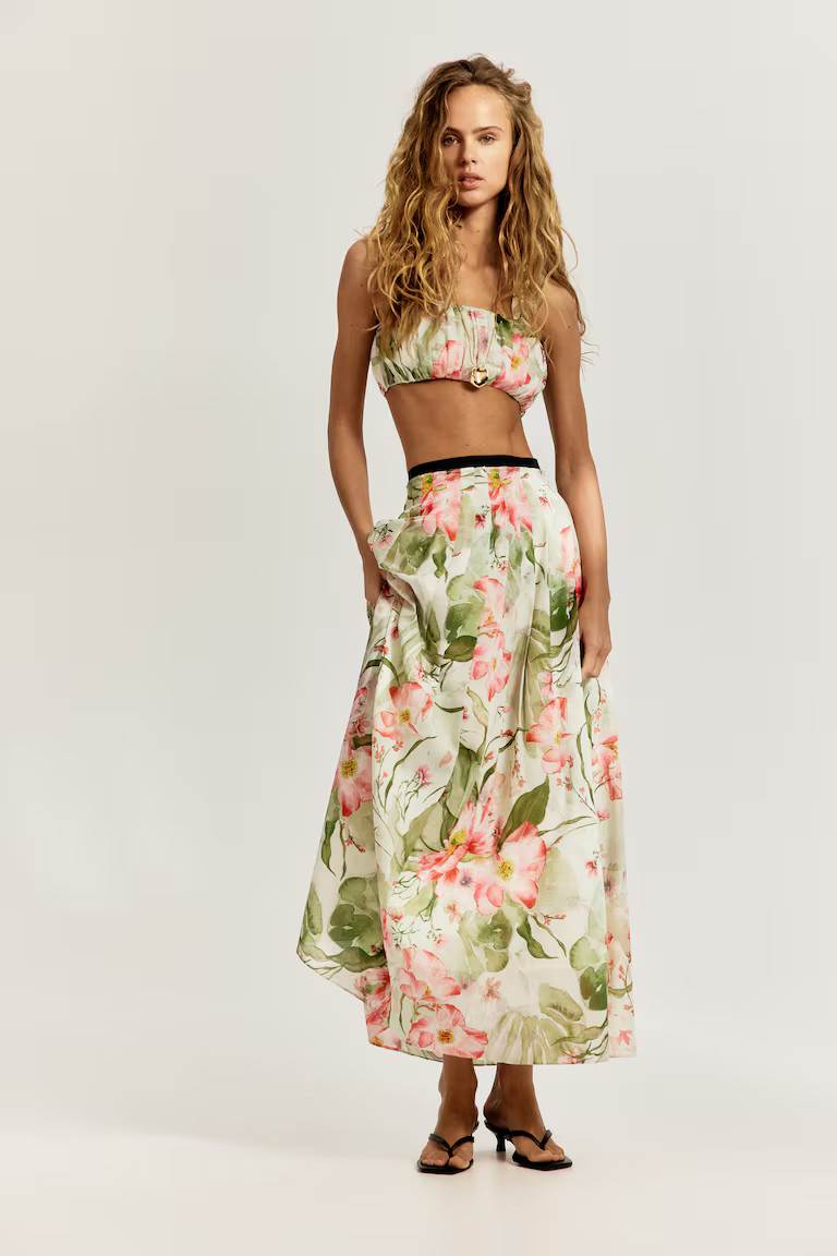 Pleated skirt | H&M (UK, MY, IN, SG, PH, TW, HK)