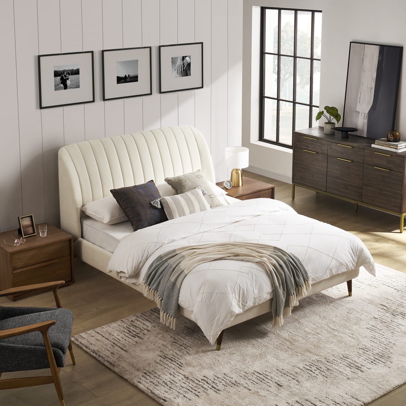 Lexi Tufted Bed | Castlery (AU)