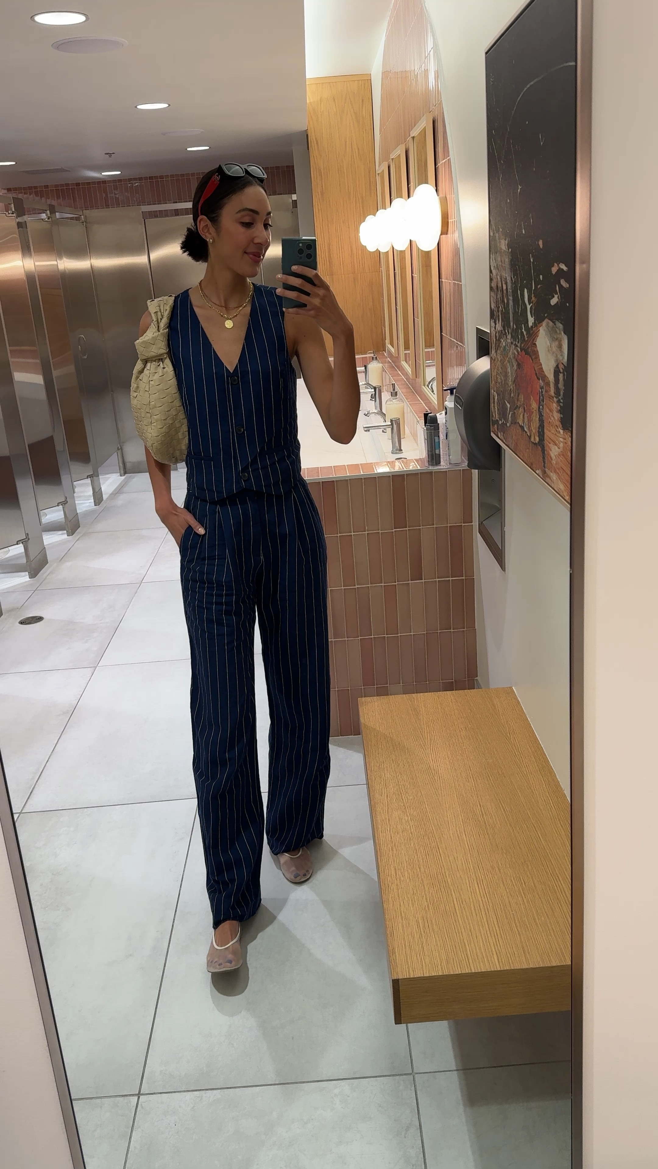 Pinstripe set ❤️

#LTKBeauty #LTKGiftGuide #LTKStyleTip