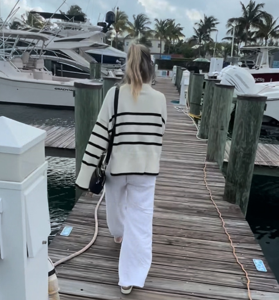 Love these beach clothes 🏝️❤️ #linen 

#LTKGiftGuide #LTKTravel #LTKSwim