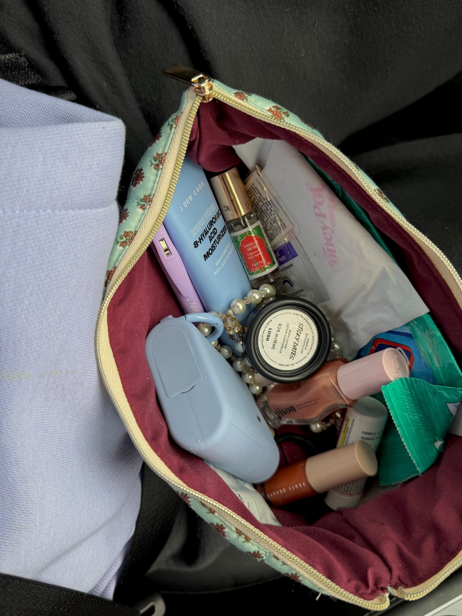 Some mom favs I always keep on me ☺️

#LTKmomlife #LTKselfcare #LTKdayinmylife