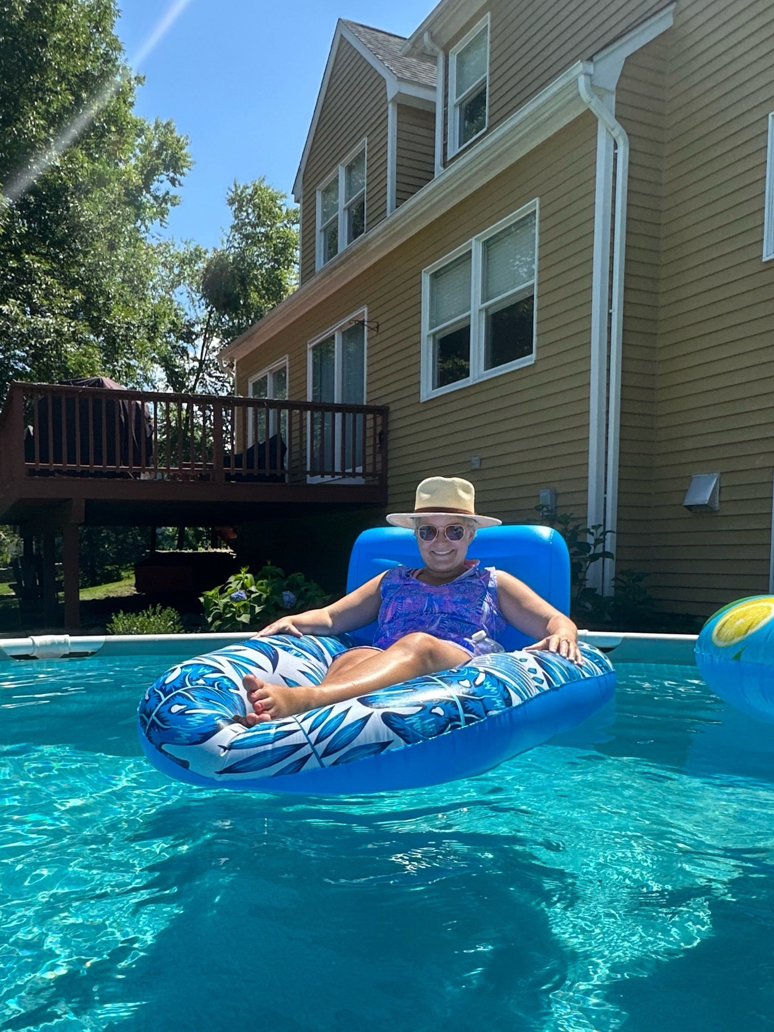It’s float season! Love this raft!

#LTKSeasonal #LTKfitness #LTKswim