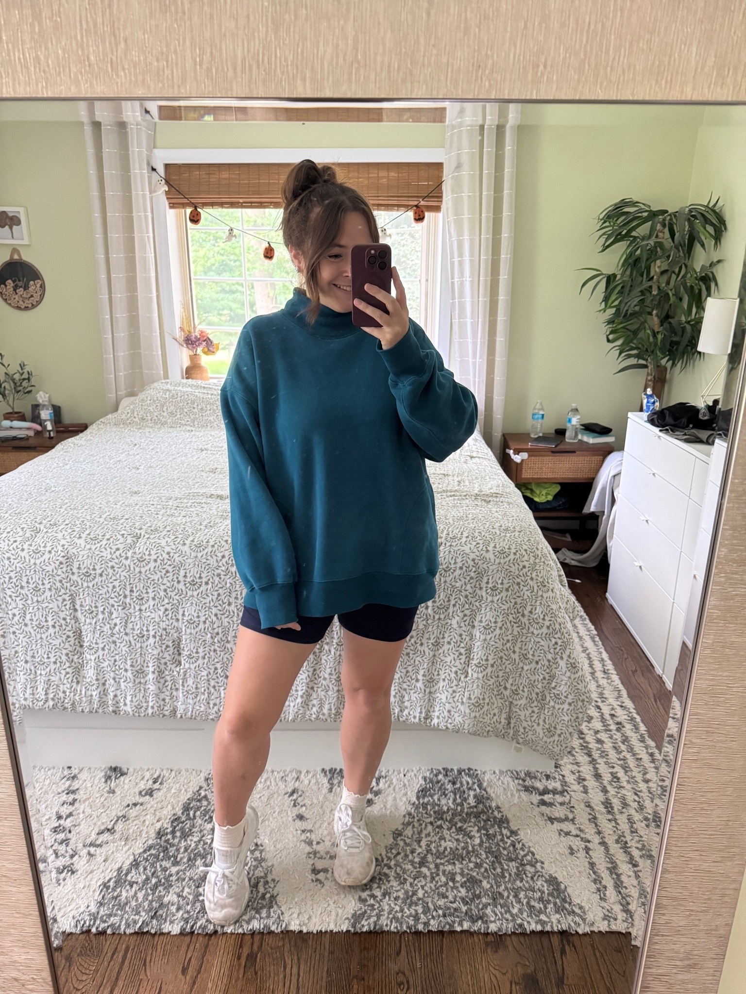 Perfect free people dupe combo!! This oversized aerie mock neck sweatshirt, bike shorts and ribbed lettuce edge socks with sneakers

#LTKootd #LTKSeasonal #LTKSaleAlert