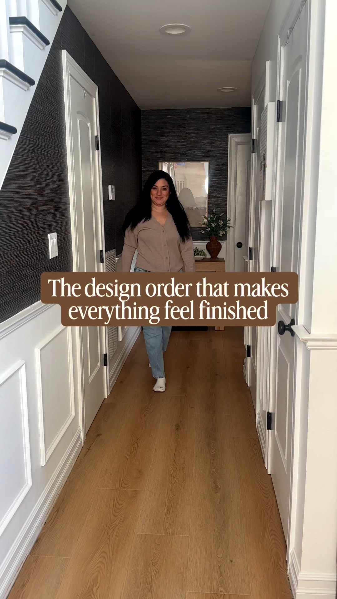 This is the order I use in every single design.
Not because it’s trendy, but because it works.

When a room feels “off,” it’s usually not the furniture…
it’s the order things were added.

Start with the rug.
Layer in furniture.
Then lighting.
Then texture.
And last, the decor.

This is how I make spaces feel intentional instead of pieced together — even on a budget.

Save this for your next room refresh 🤍


#LTKHome